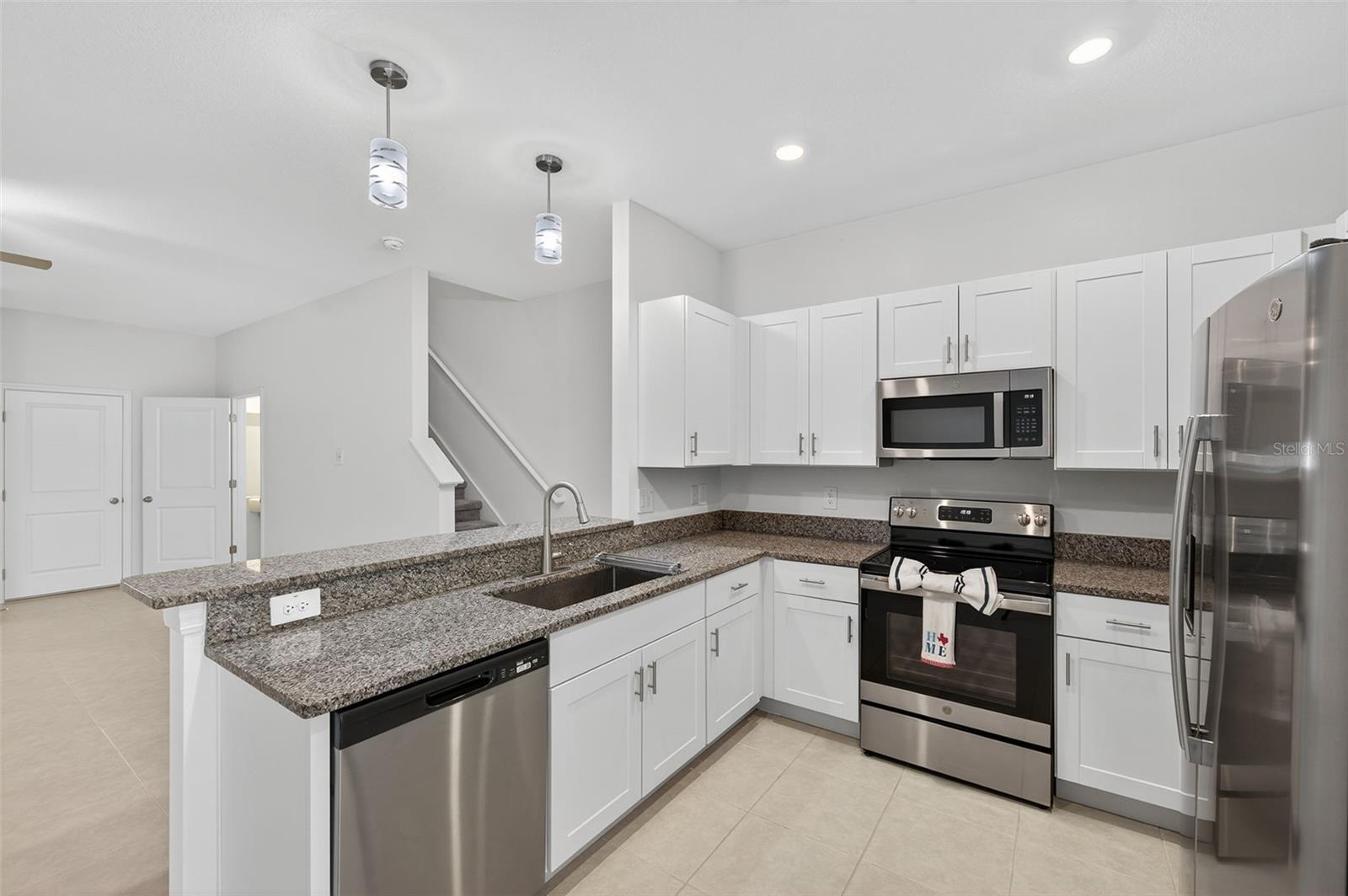 MIRADA PCLS 8A & 8B - Residential Lease