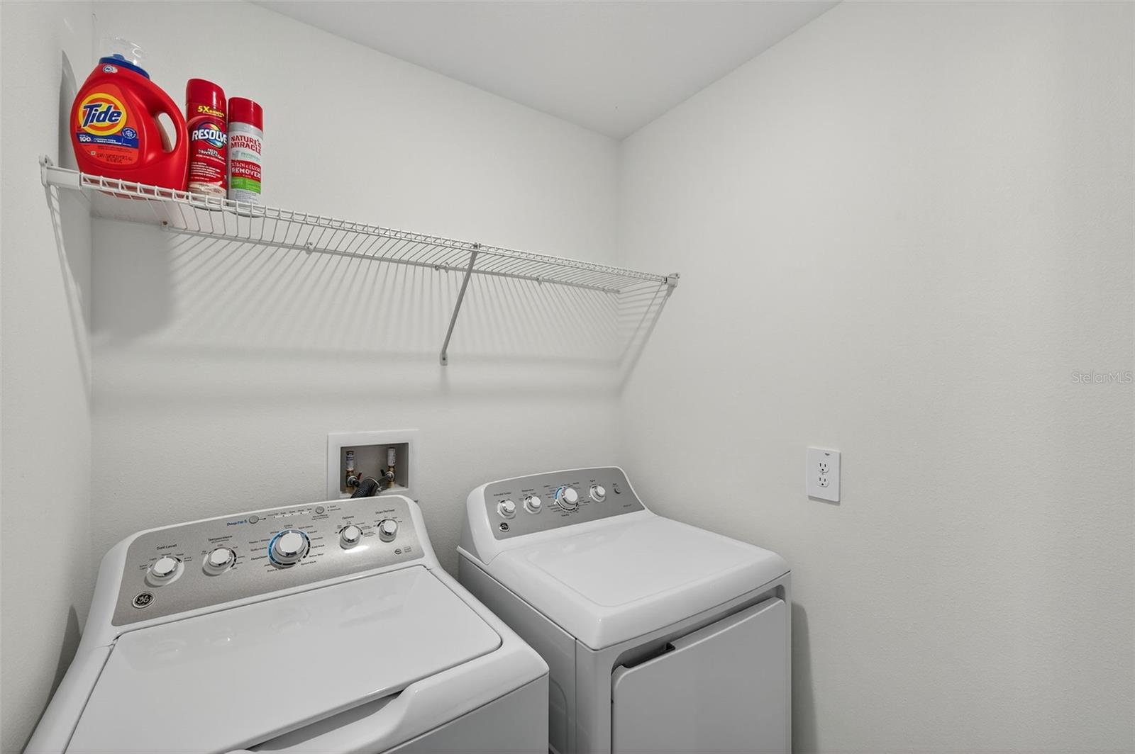 MIRADA PCLS 8A & 8B - Residential Lease