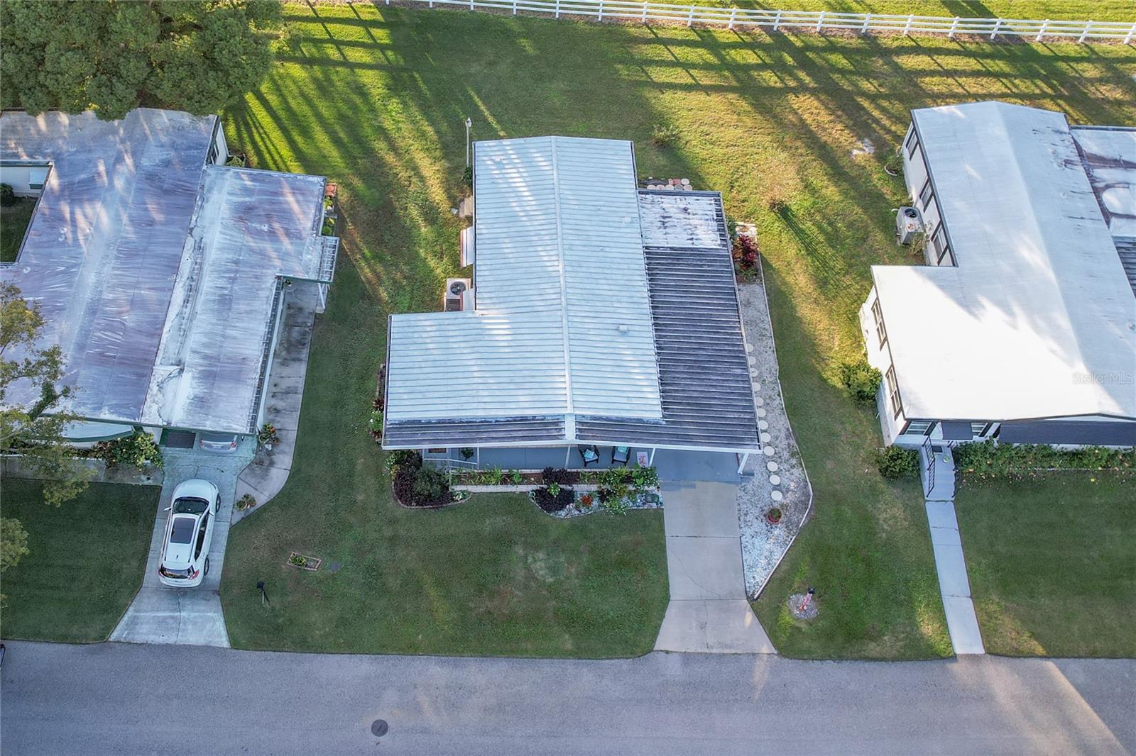 ZELLWOOD STATION - Residential