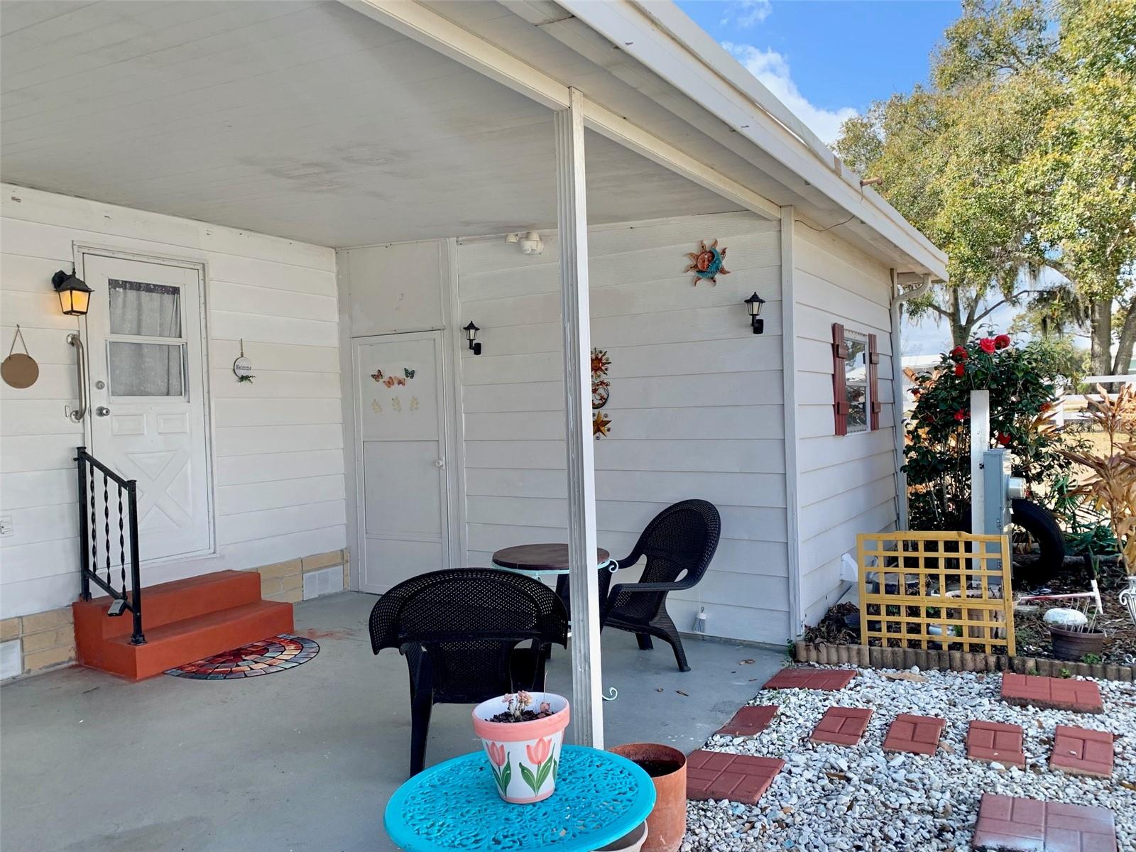 ZELLWOOD STATION - Residential