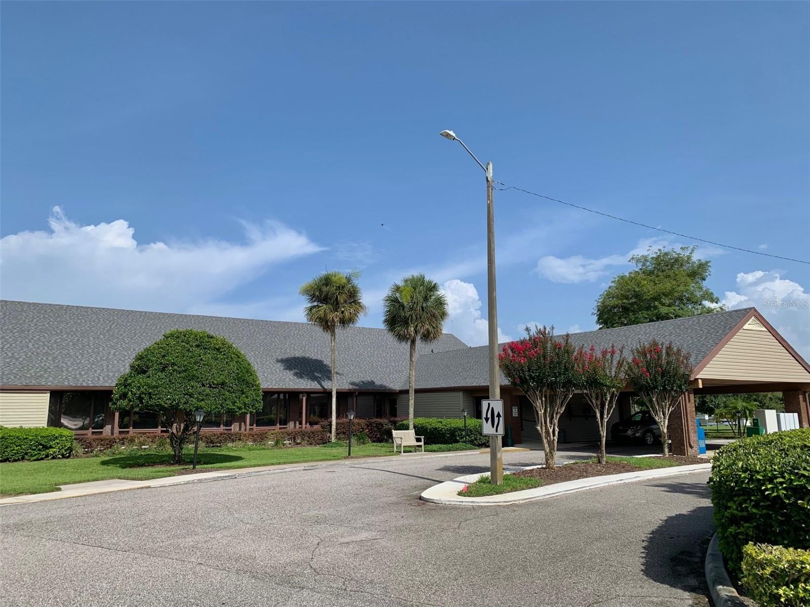 ZELLWOOD STATION - Residential