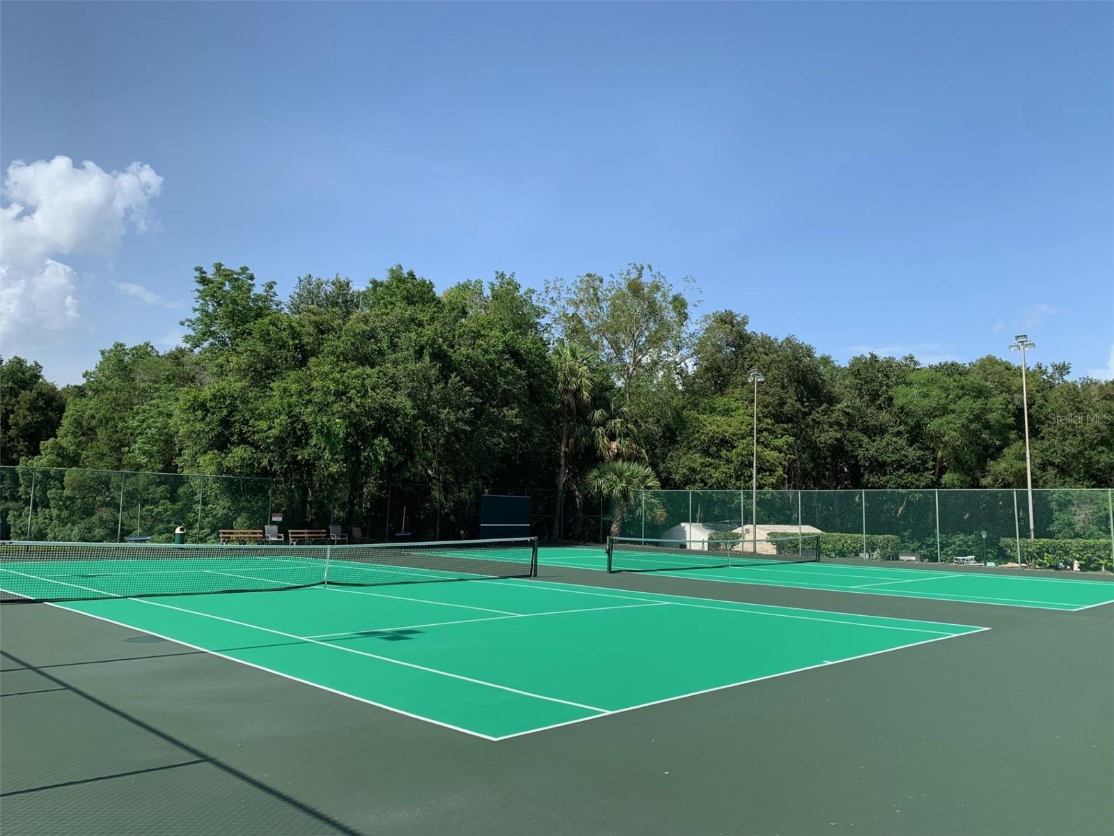 ZELLWOOD STATION - Residential