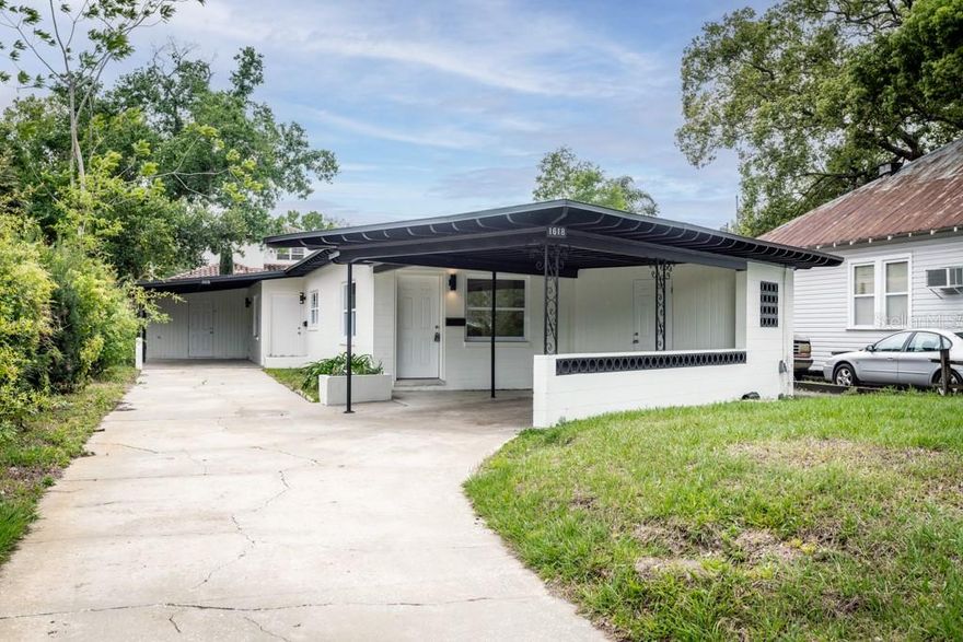 Beautiful income-producing duplex located in the highly desirable Winter Park area! This well-maintained property features two units, each offering 2 bedrooms, 1 bathroom, and a dedicated utility room for added convenience. Both sides provide functional layouts with comfortable living spaces, making it ideal for tenants or owner-occupants looking to offset their mortgage.

Situated on Indiana Ave, this property is just minutes from Park Avenue, shopping, dining, and major roadways, offering both convenience and strong rental appeal. Whether you're looking to expand your investment portfolio or live in one unit while renting the other, this duplex presents a fantastic opportunity in a prime location.