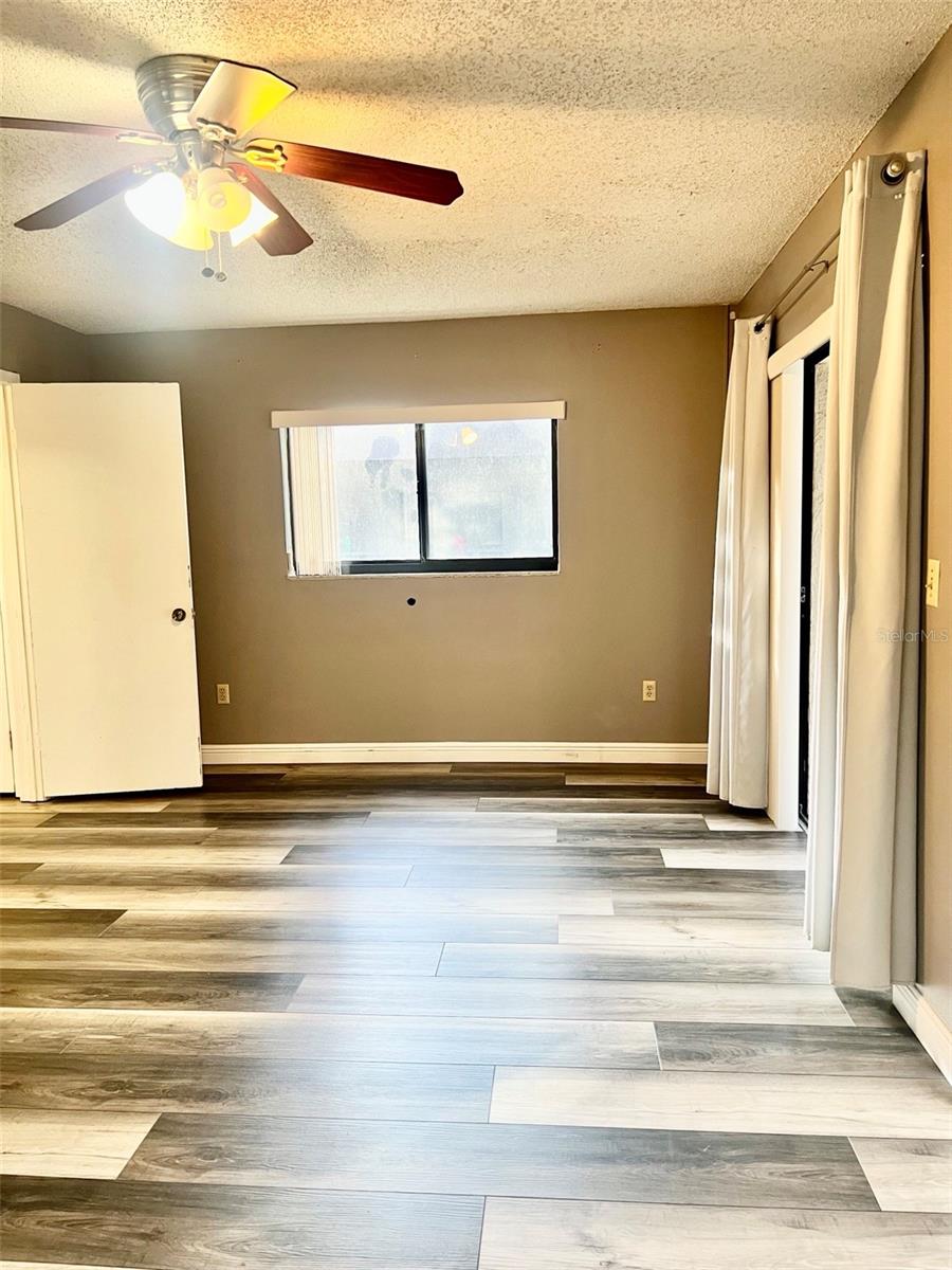 RAINTREE VILLAGE CONDO N - Residential