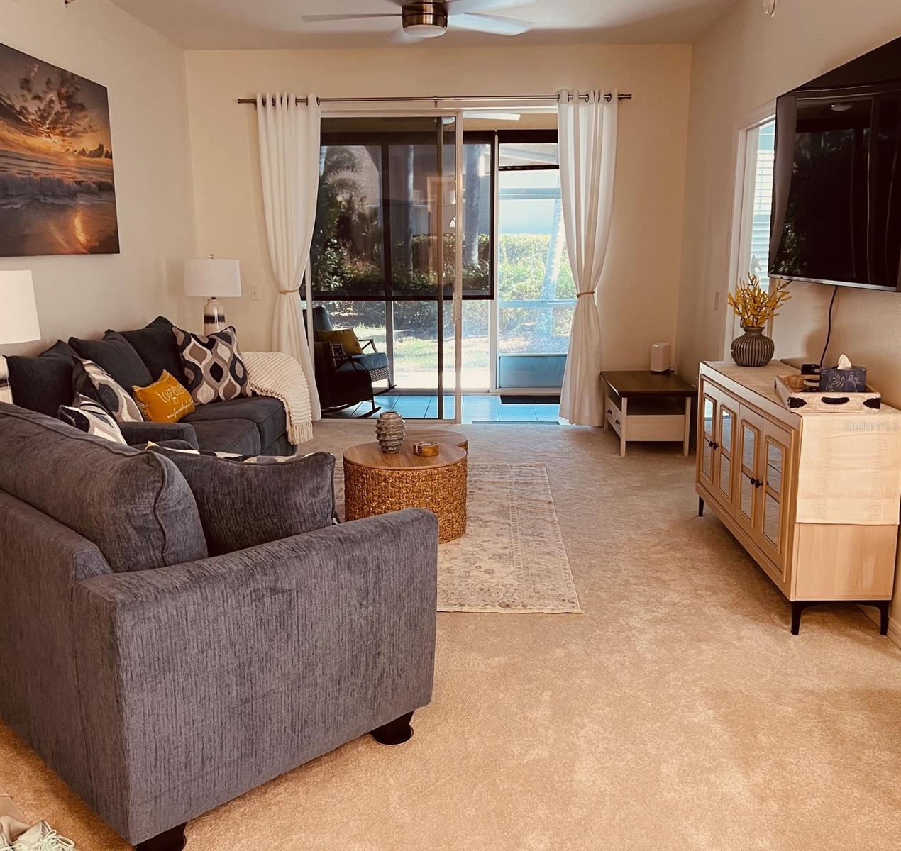 PINESTONE AT PALMER RANCH - Residential Lease
