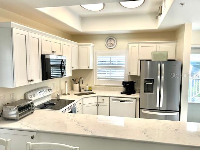 PINESTONE AT PALMER RANCH - Residential Lease