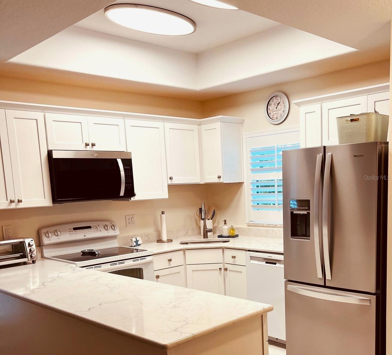 PINESTONE AT PALMER RANCH - Residential Lease