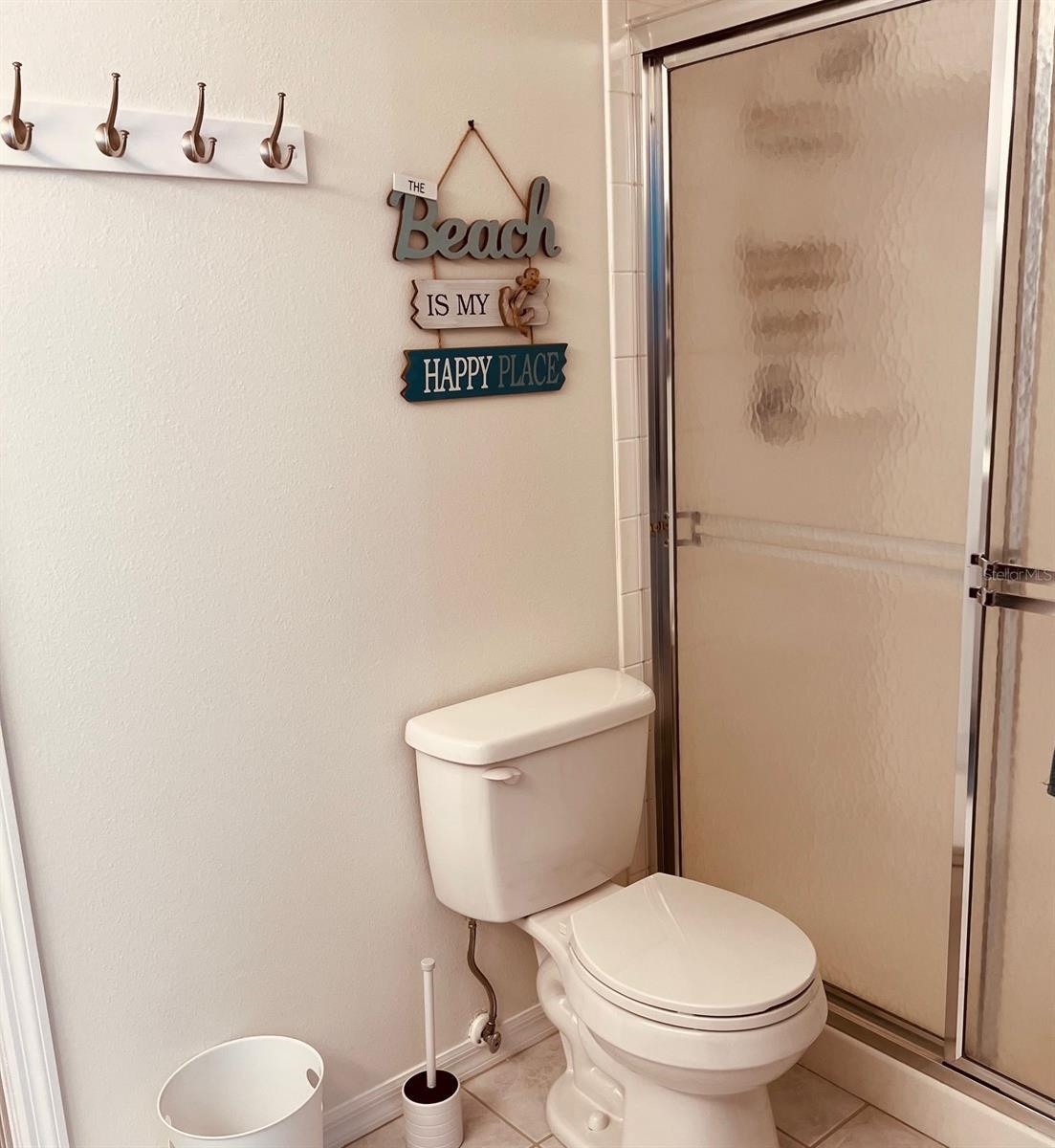 PINESTONE AT PALMER RANCH - Residential Lease