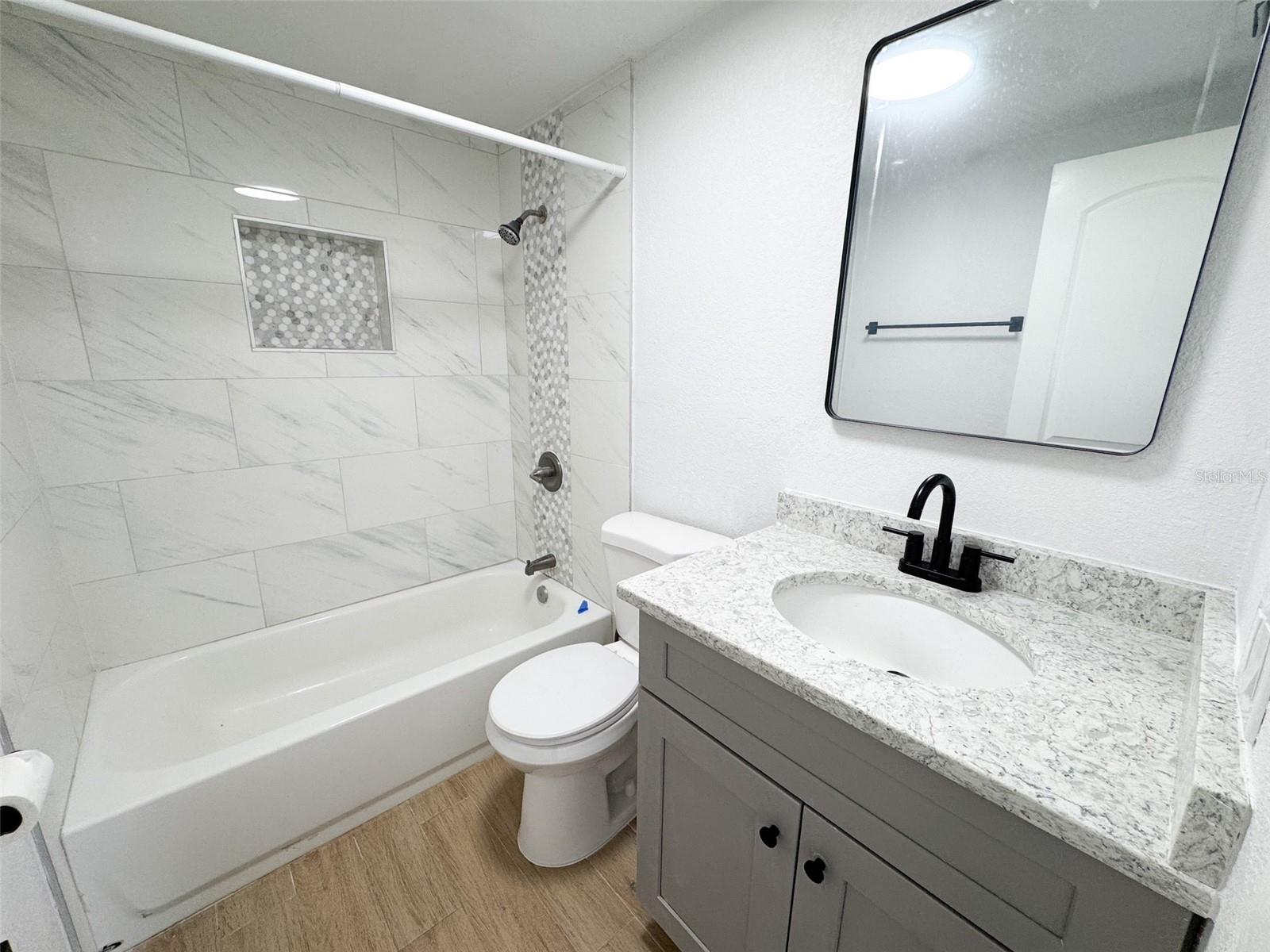 ARISTIDA PH 02B - Residential