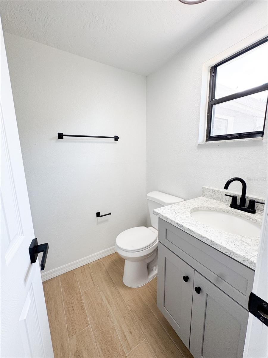 ARISTIDA PH 02B - Residential