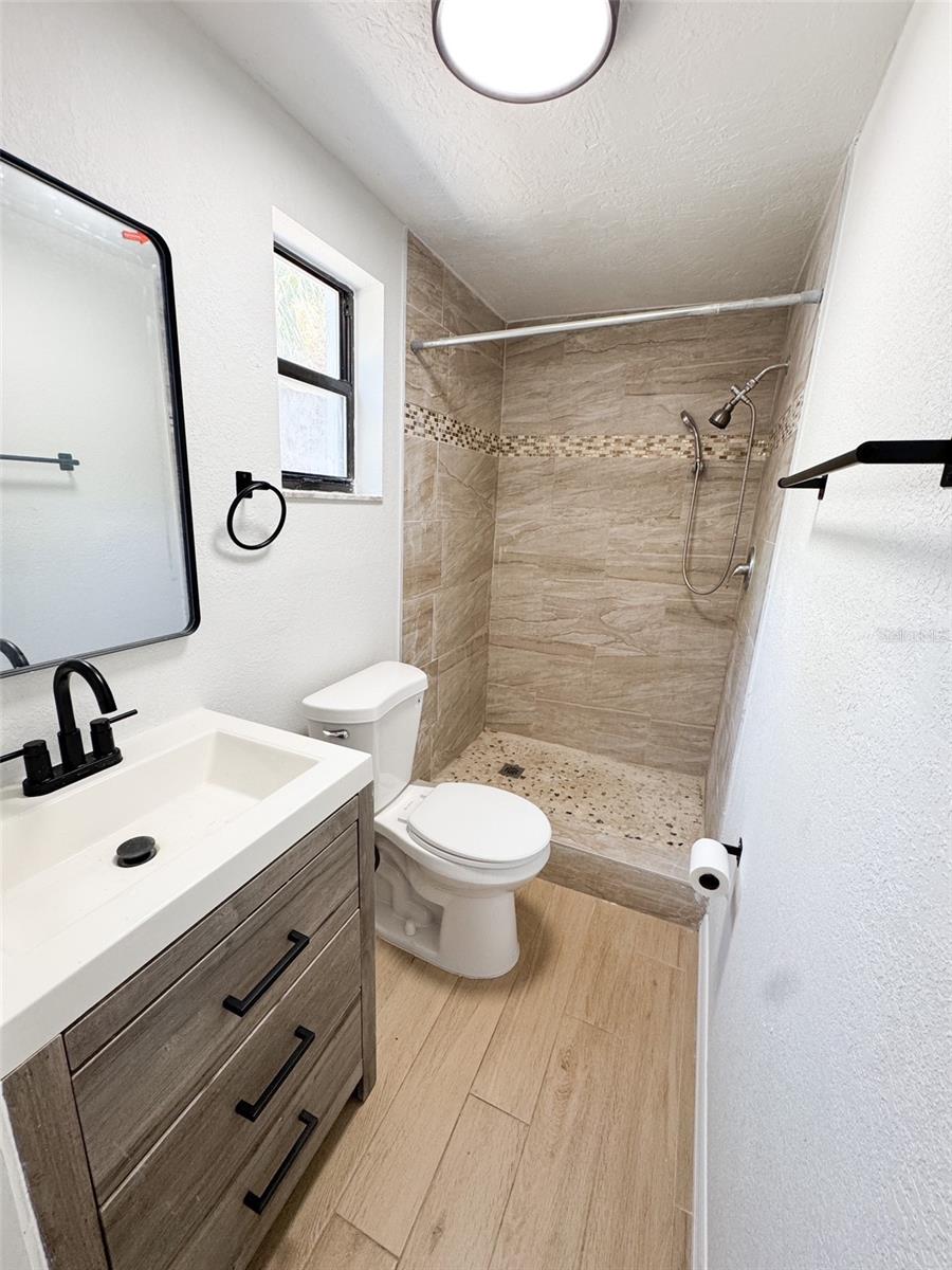 ARISTIDA PH 02B - Residential