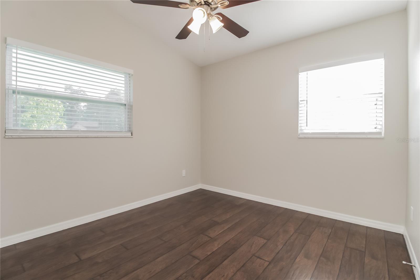 MONROE MANOR - Residential Lease