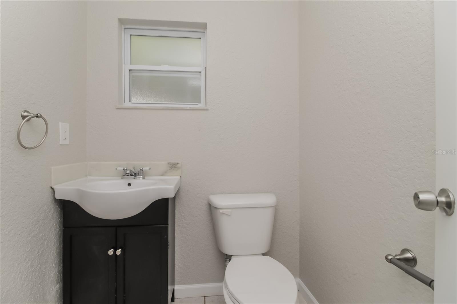 MONROE MANOR - Residential Lease