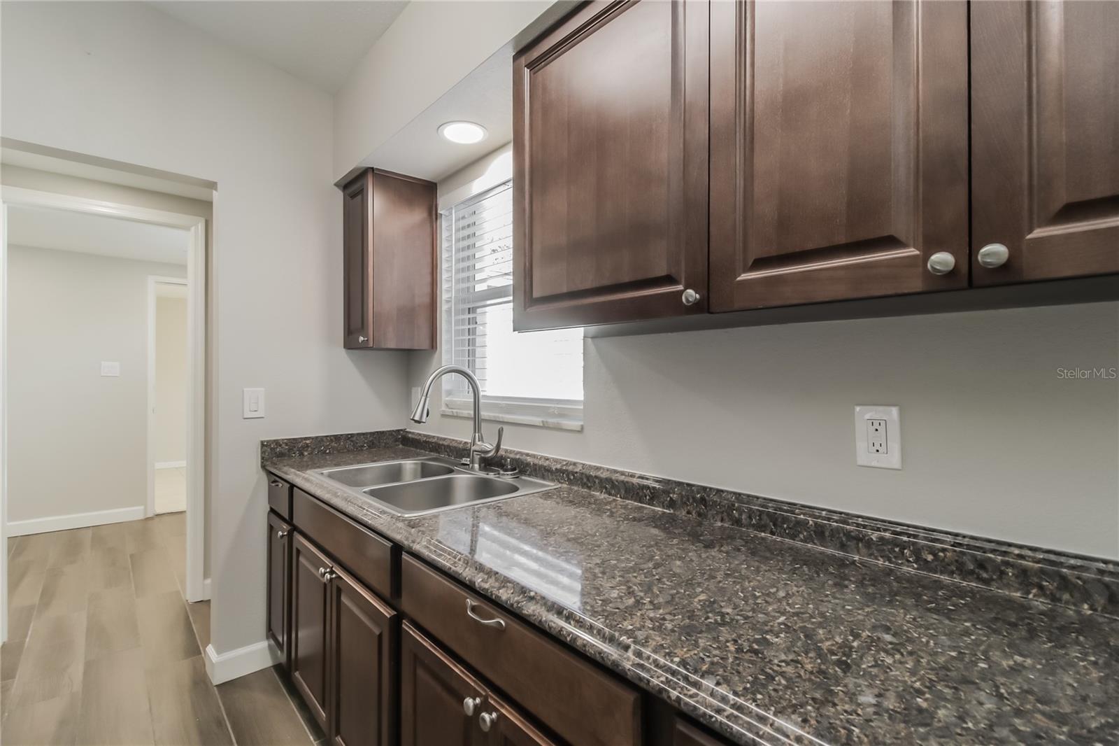 MONROE MANOR - Residential Lease