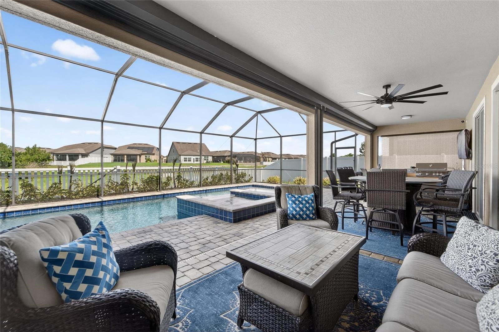 SOUTH FORK - Residential