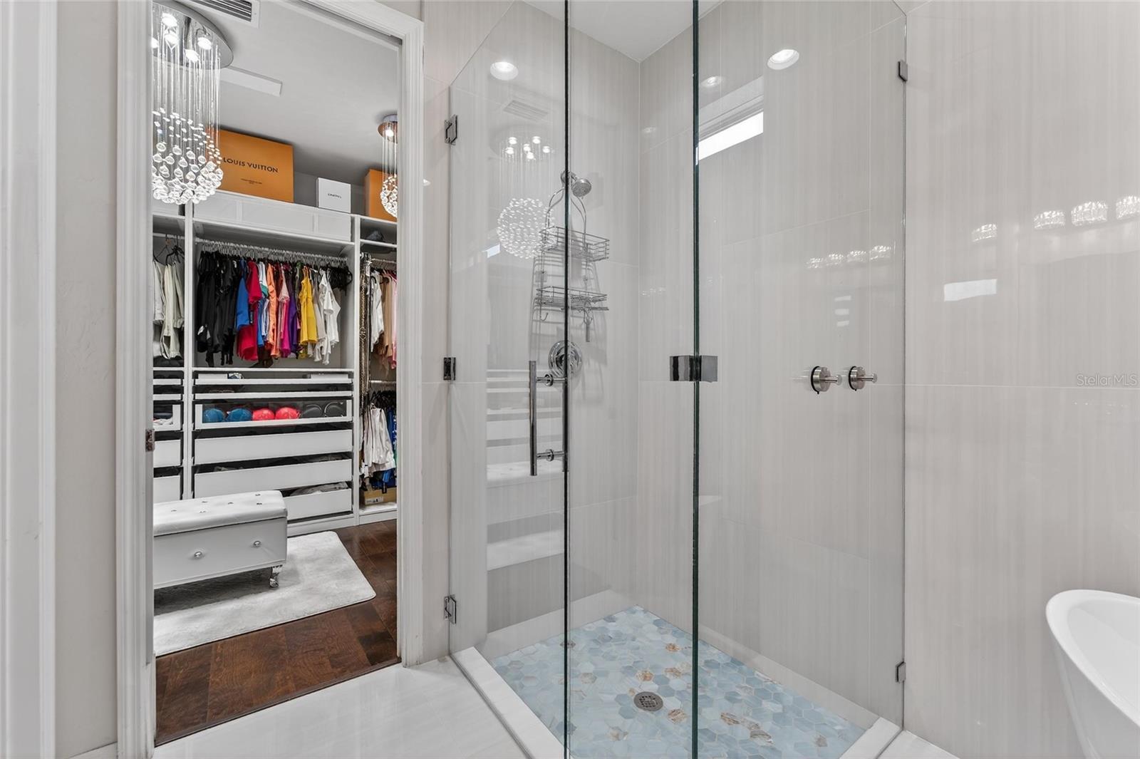 SOUTH FORK - Residential