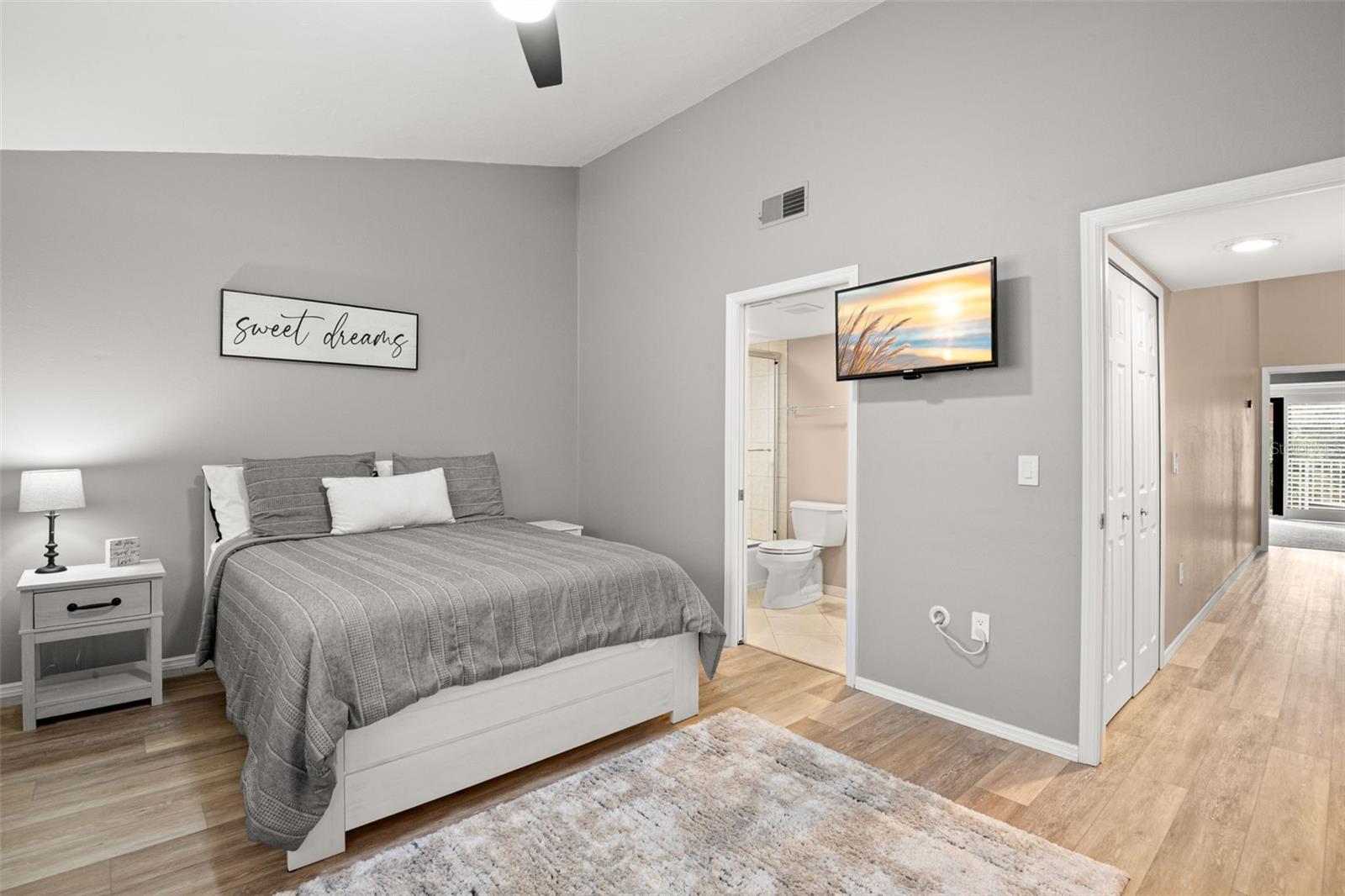 VILLAGE OF PARADISE ISLAND - Residential