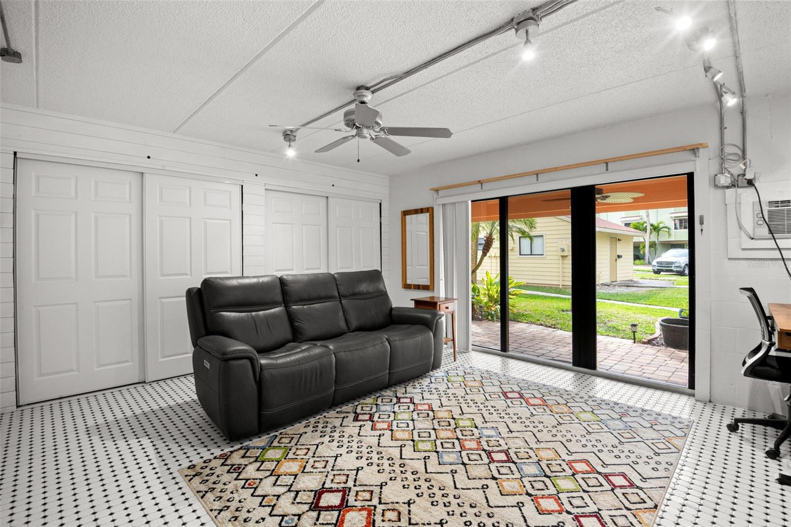 VILLAGE OF PARADISE ISLAND - Residential