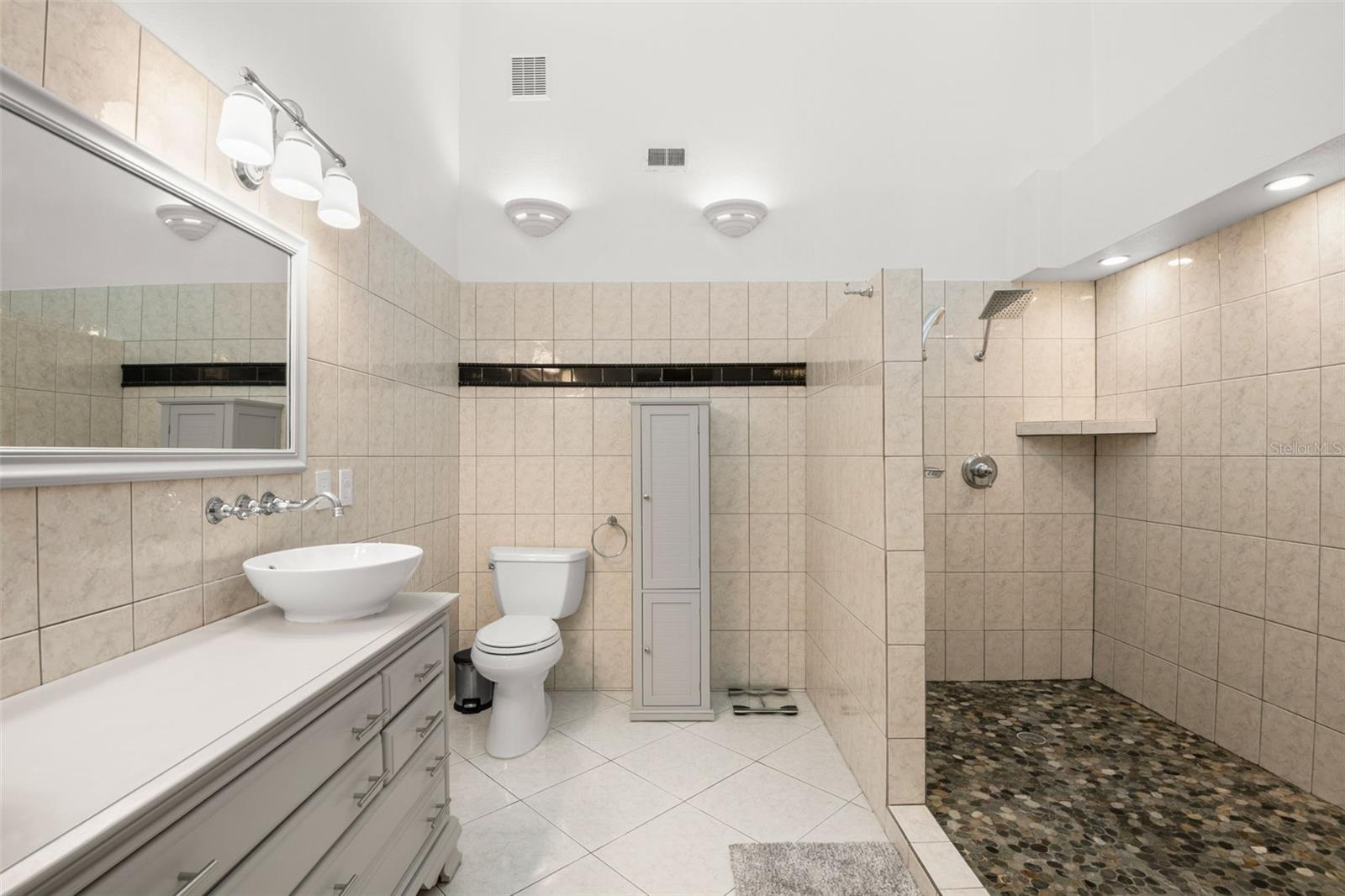 VILLAGE OF PARADISE ISLAND - Residential