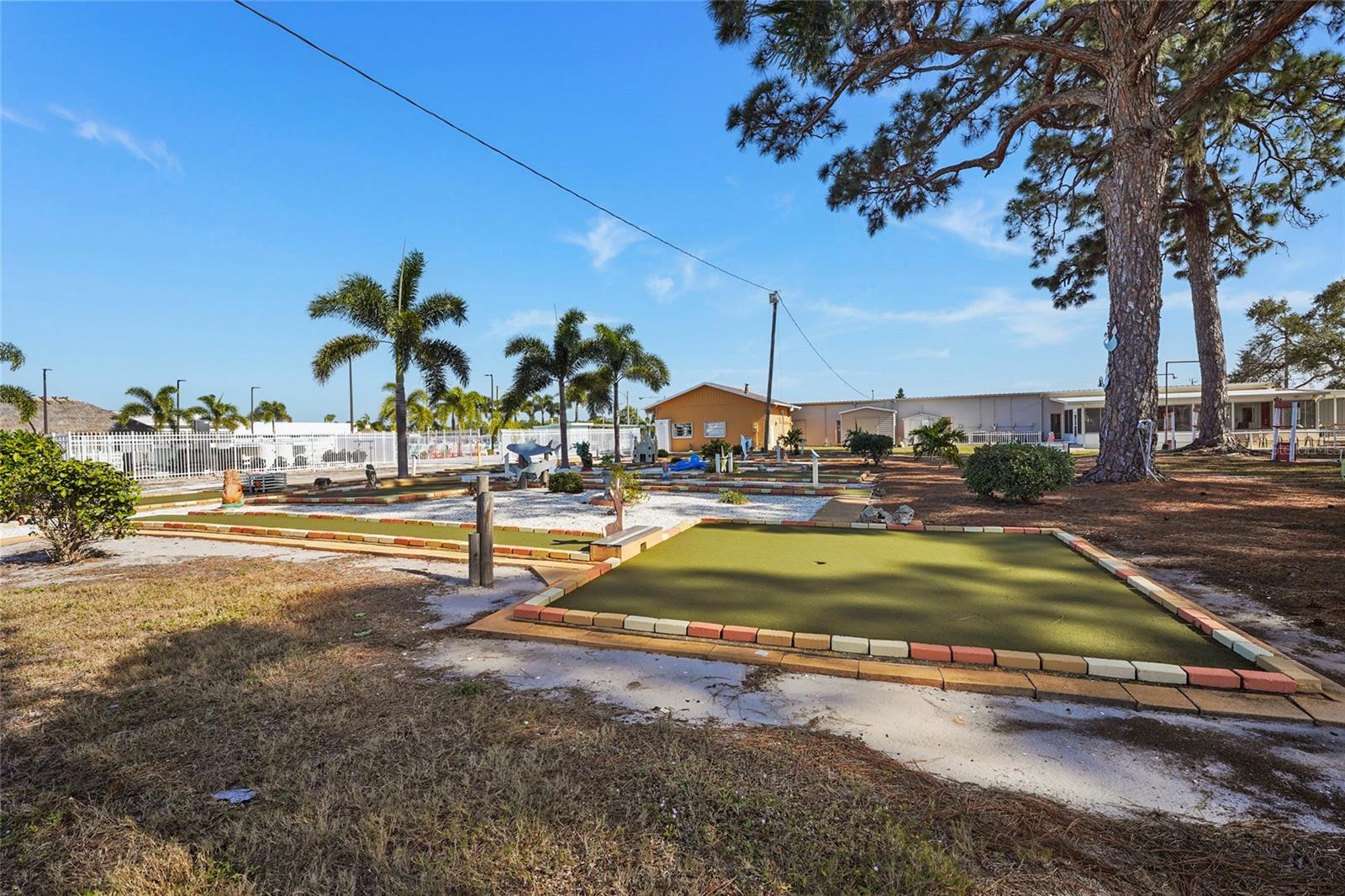 TRI-PAR ESTATES - Residential