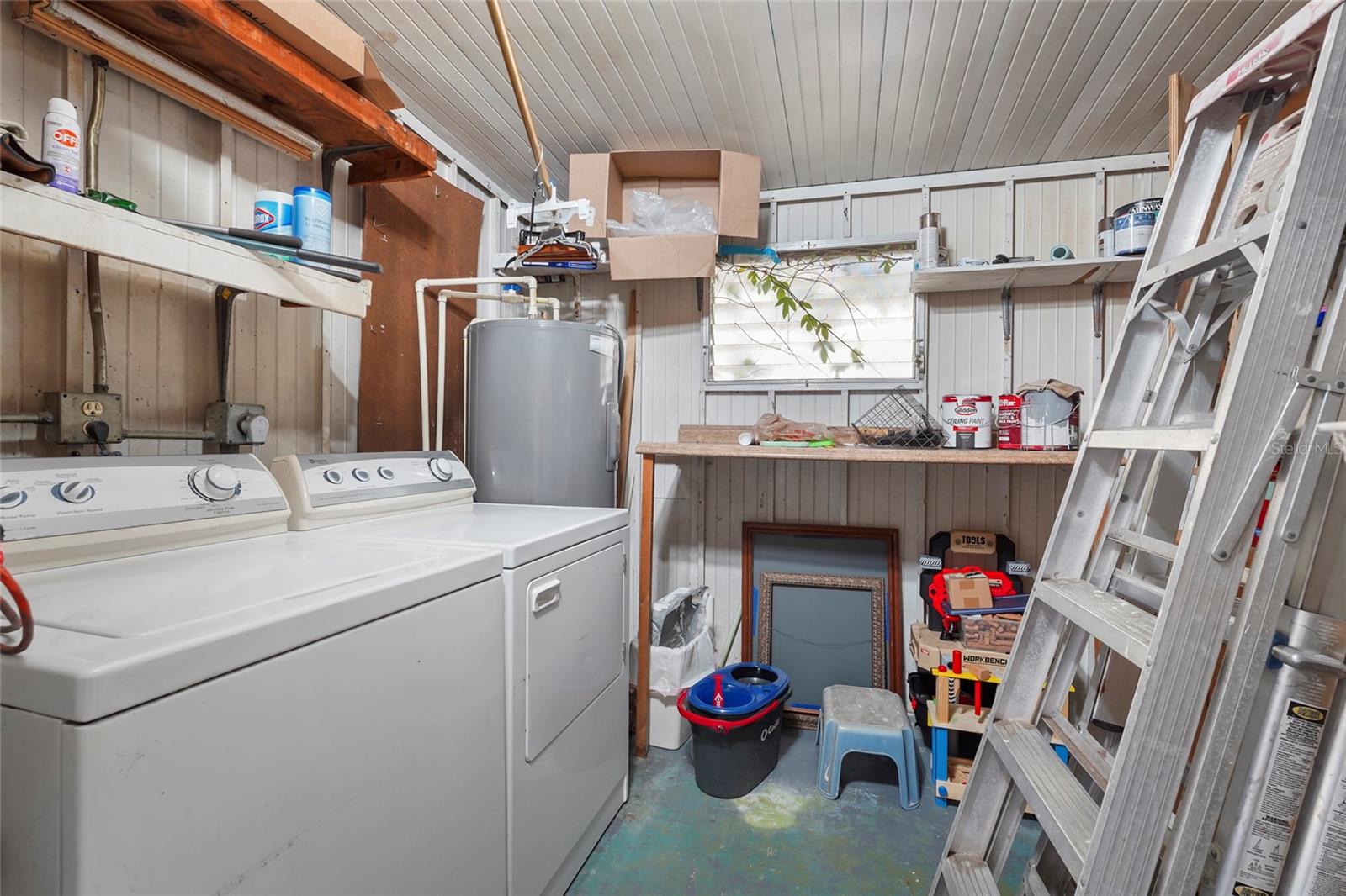 TRI-PAR ESTATES - Residential