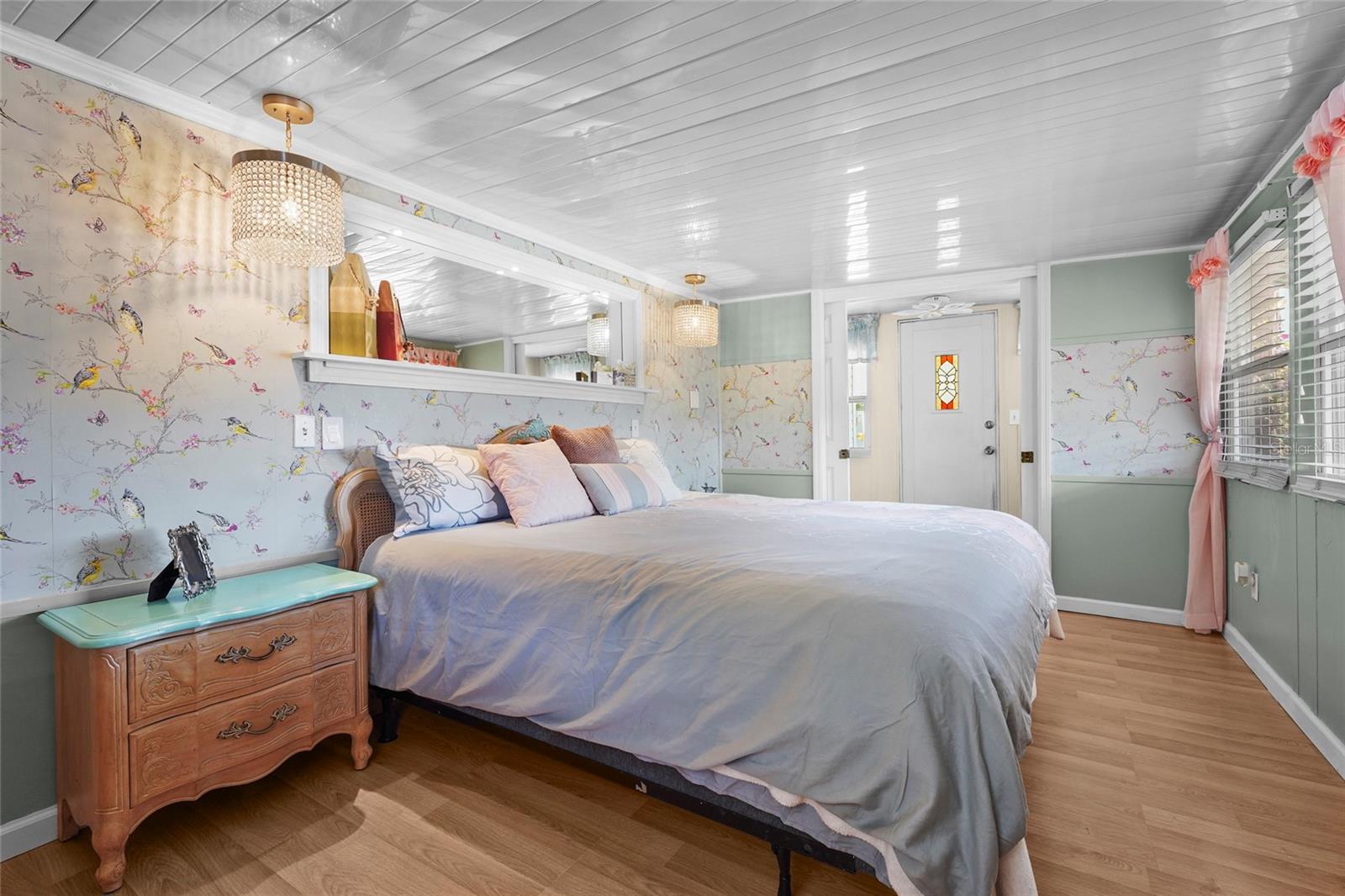 TRI-PAR ESTATES - Residential