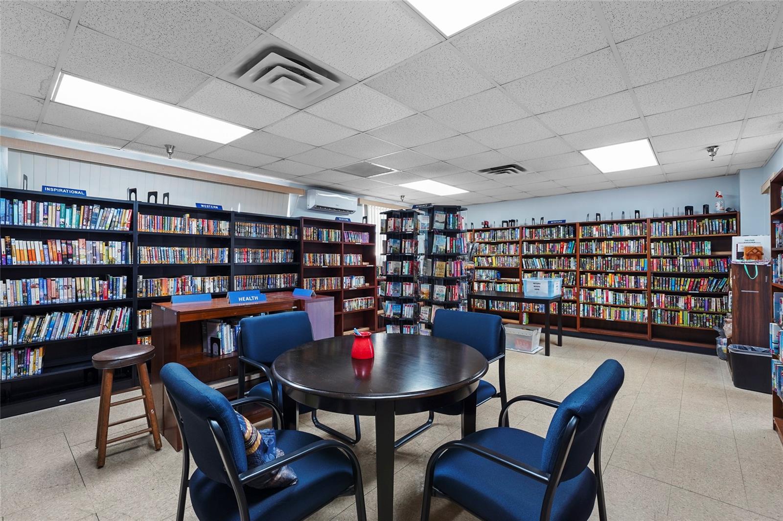 TRI-PAR ESTATES - Residential