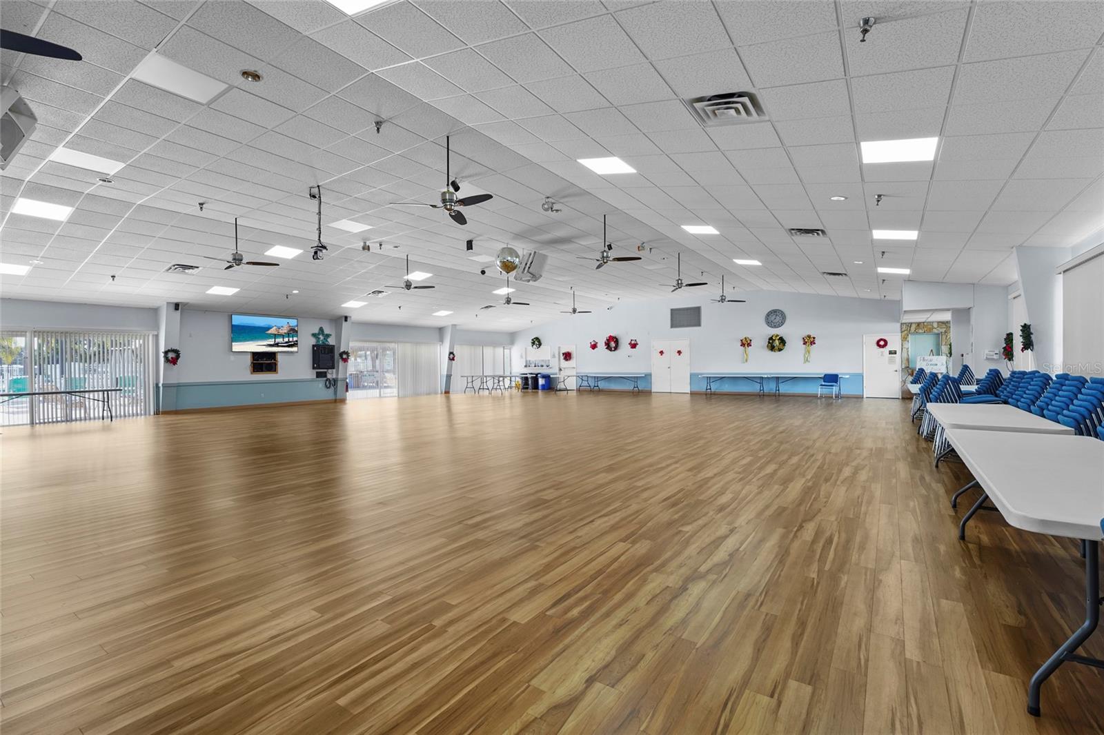 TRI-PAR ESTATES - Residential