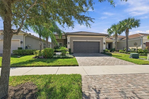 4814 Sevilla Shores Drive, Wimauma, FL 33598