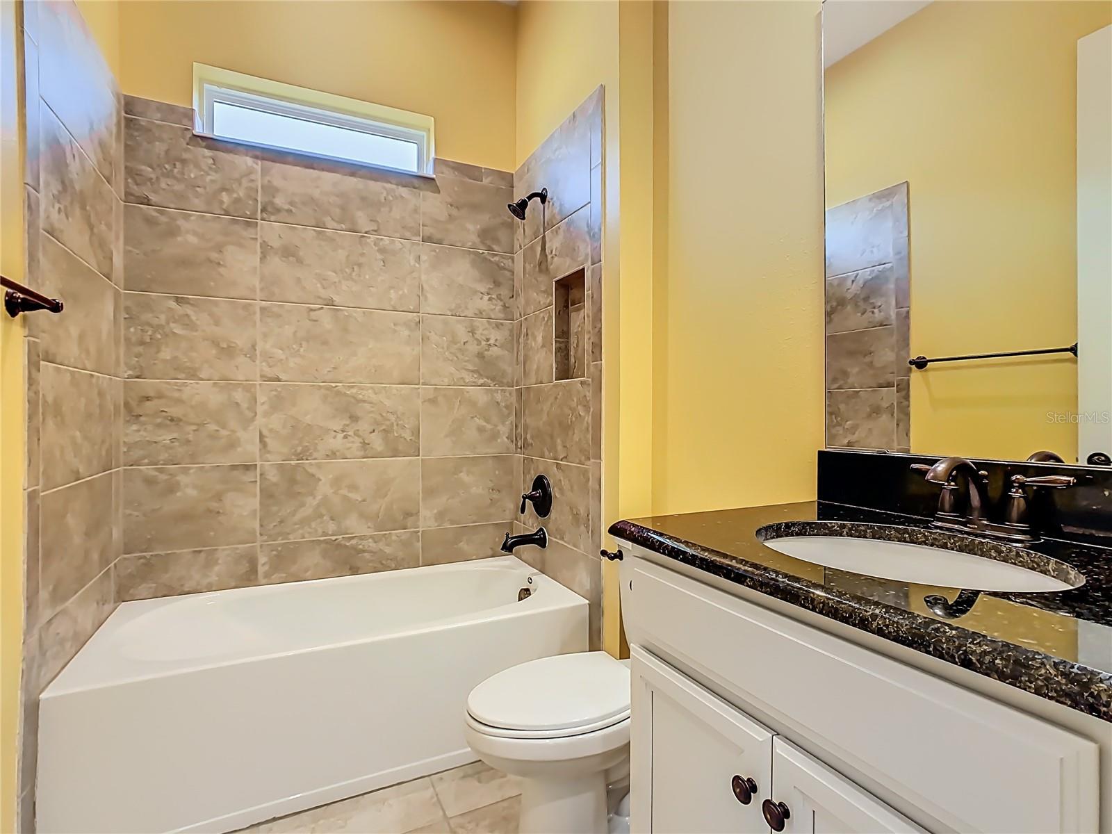 SOLIVITA PH 7E UNIT 2 - Residential