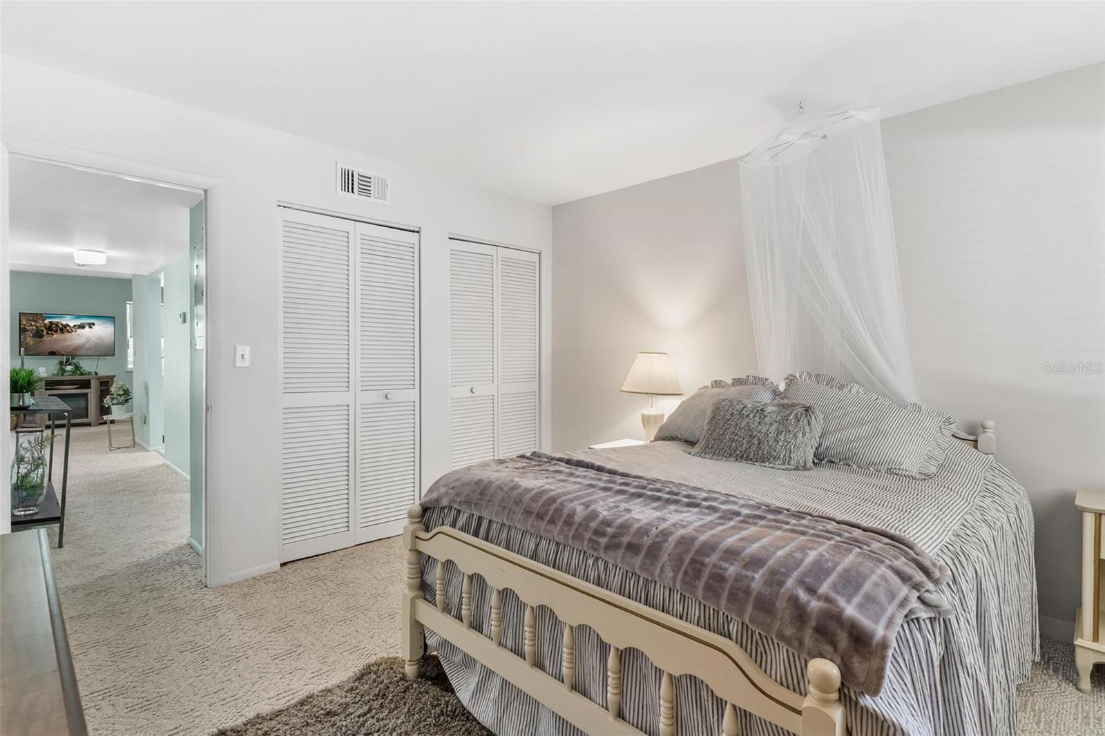 LIVE OAK VILLAGE CONDO - Residential