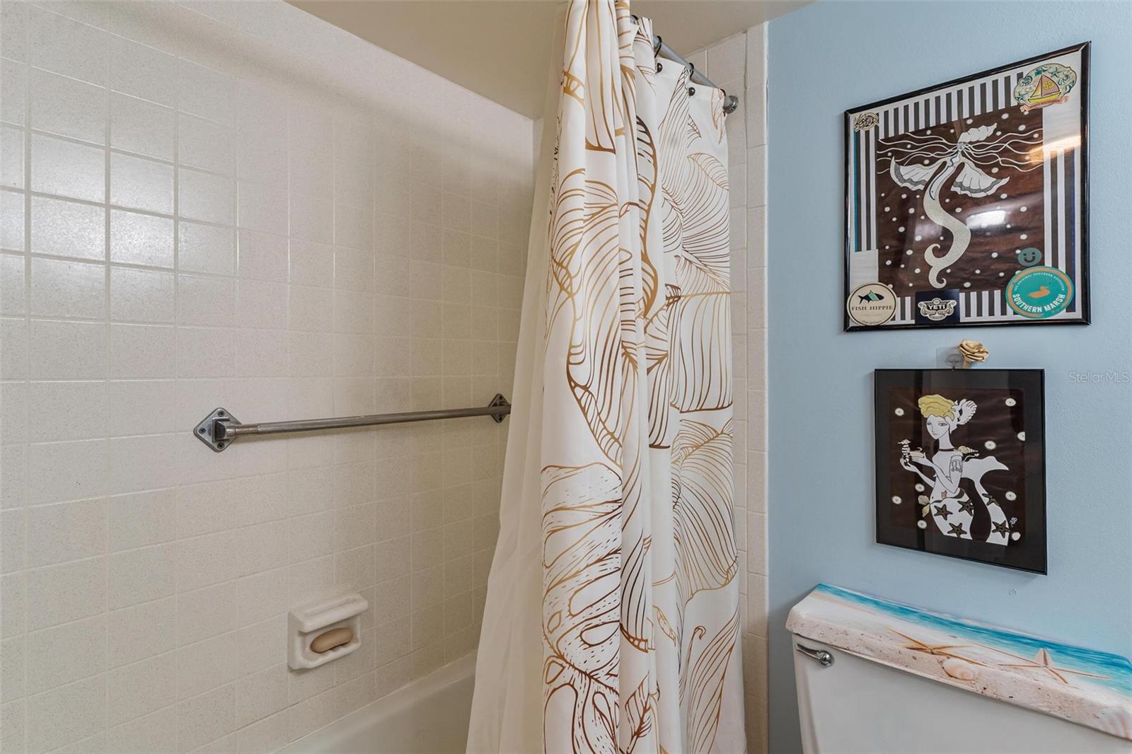 LIVE OAK VILLAGE CONDO - Residential