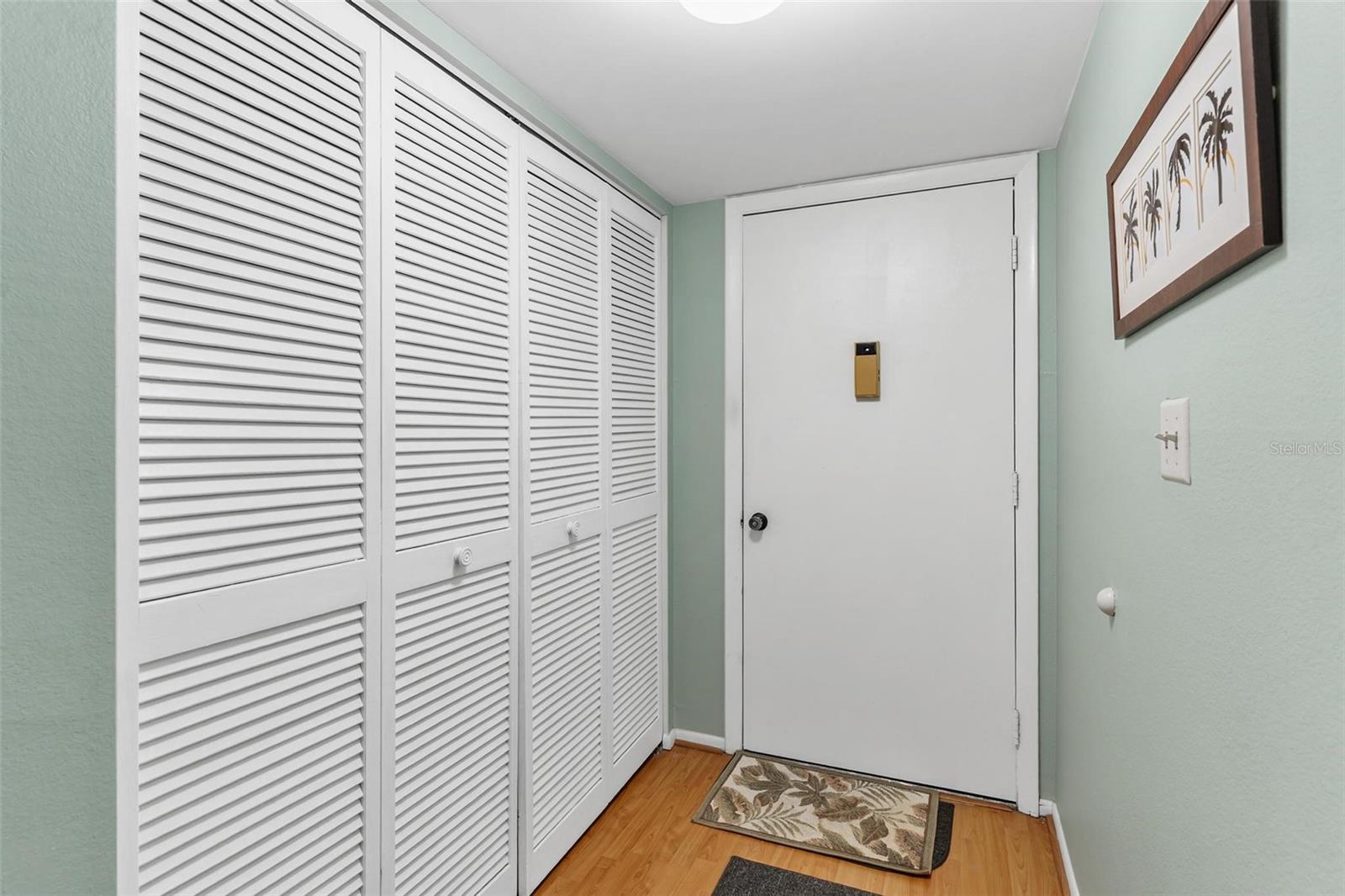 LIVE OAK VILLAGE CONDO - Residential