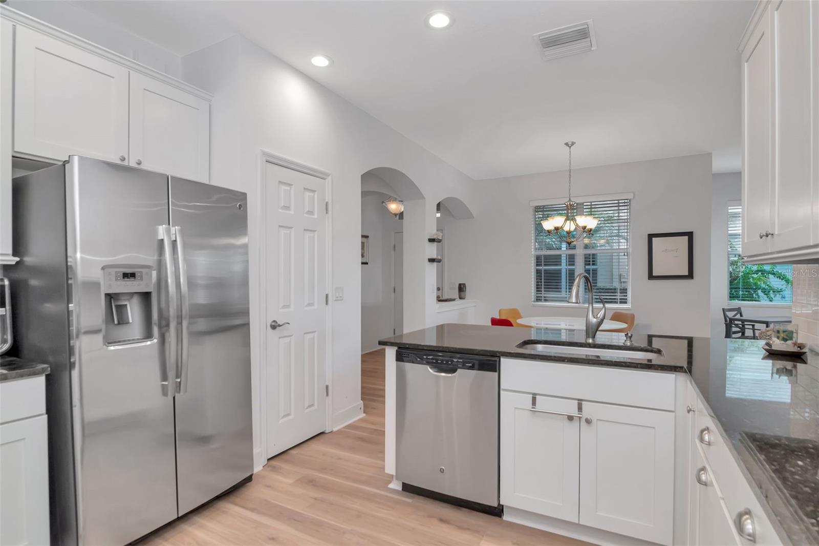 SUN CITY CENTER UNIT 274 & 2 - Residential