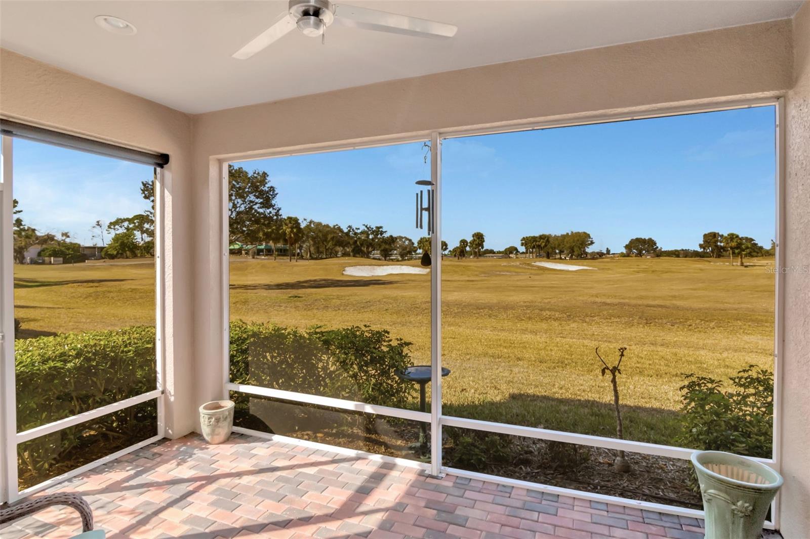 SUN CITY CENTER UNIT 274 & 2 - Residential