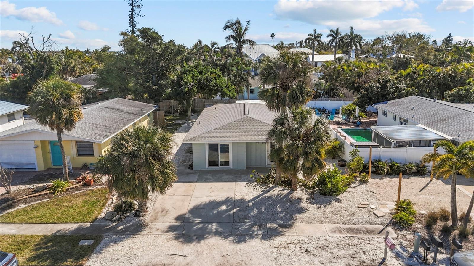 LONGBEACH ON LONGBOAT KEY - Residential