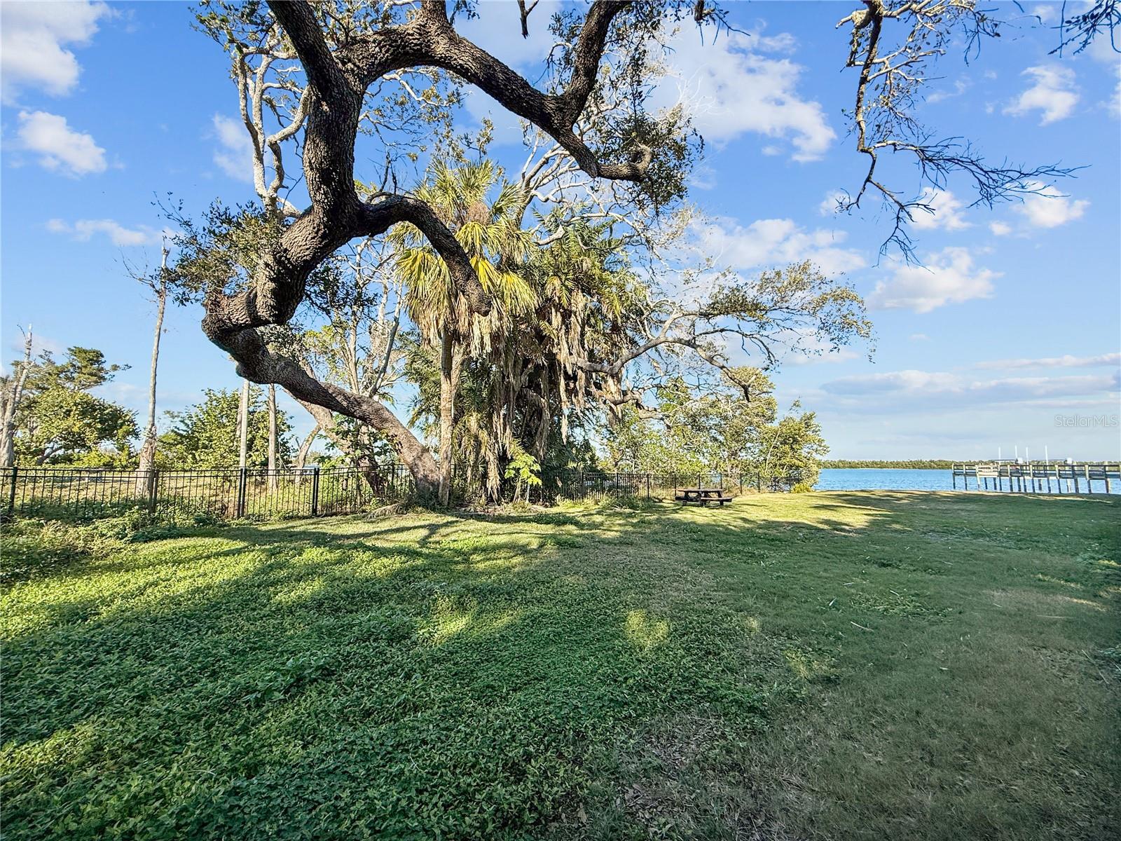 LONGBEACH ON LONGBOAT KEY - Residential
