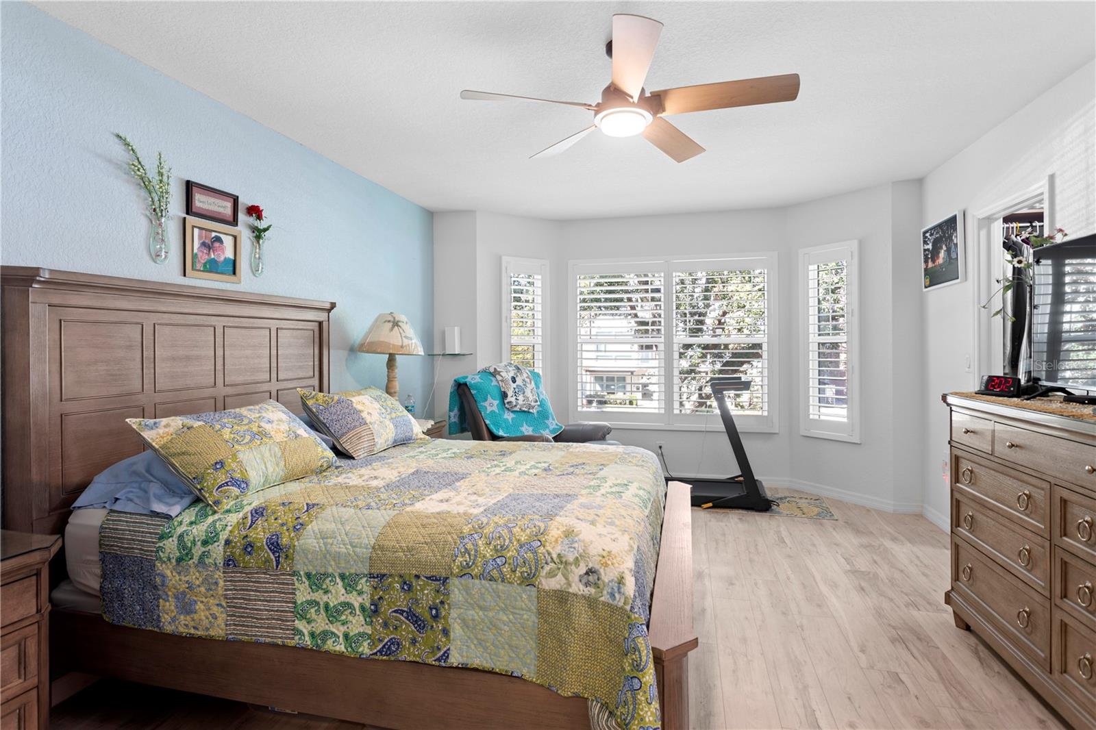 HUNTINGTON TWNHMS THE - Residential