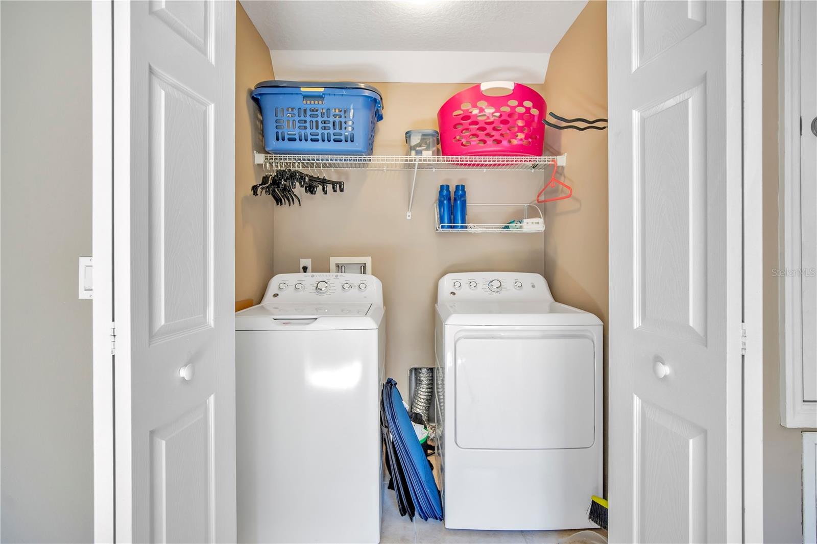 WALDEN CHASE - Residential