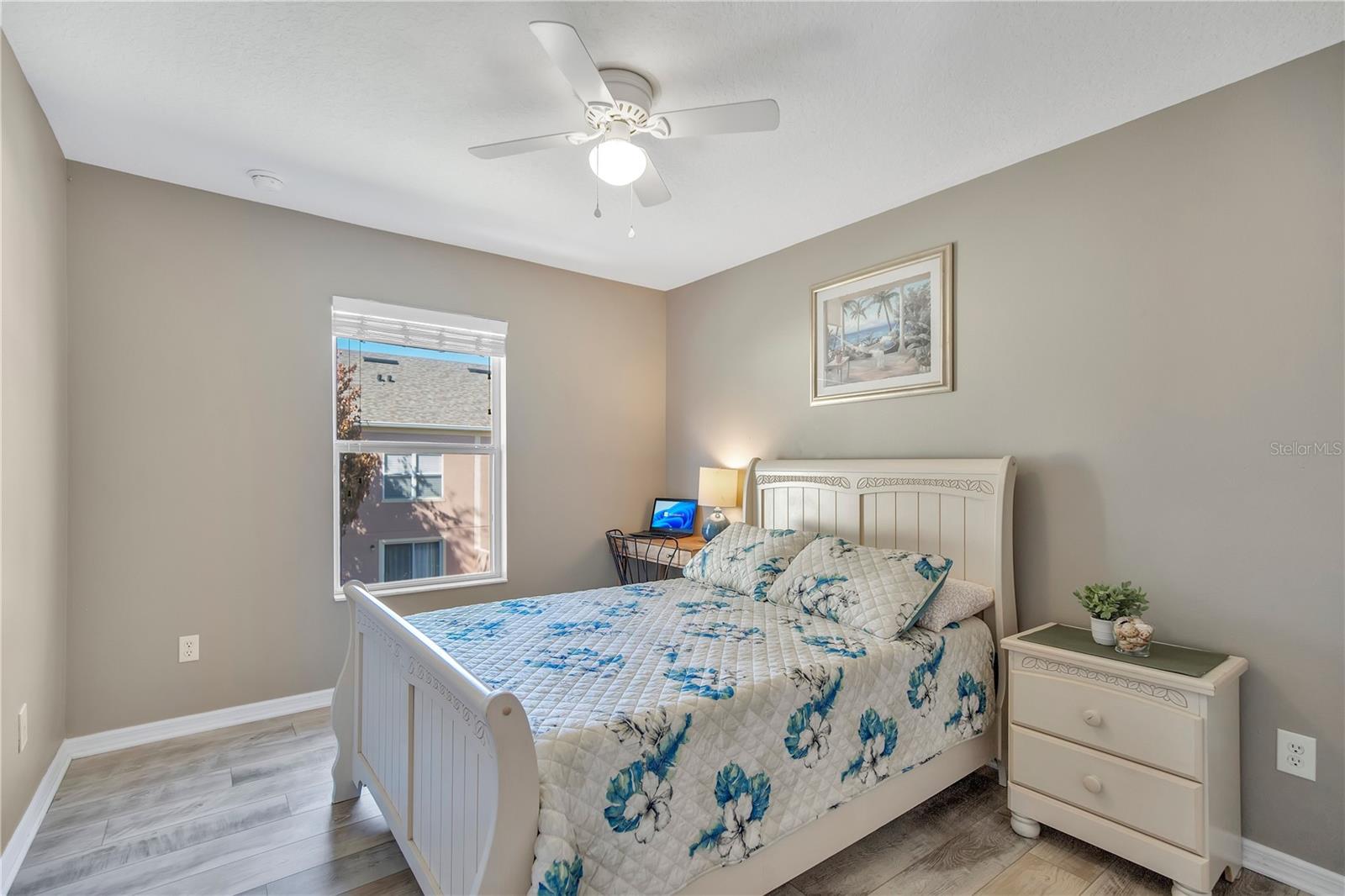 WALDEN CHASE - Residential