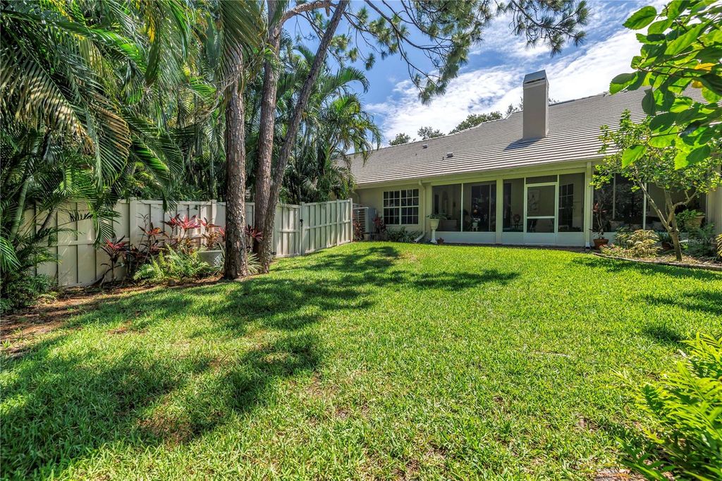 Photo of 5090 White Pine Circle NE, St Petersburg, FL 33702 (MLS # TB8396121)