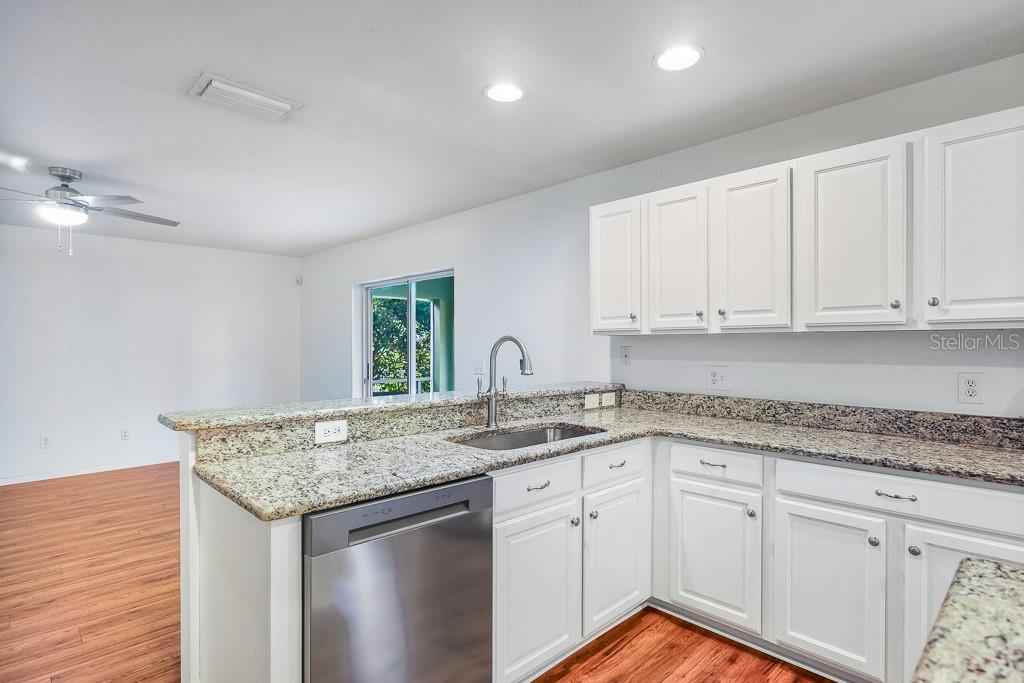 FISHHAWK RANCH PH 2 PRCL - Residential Lease