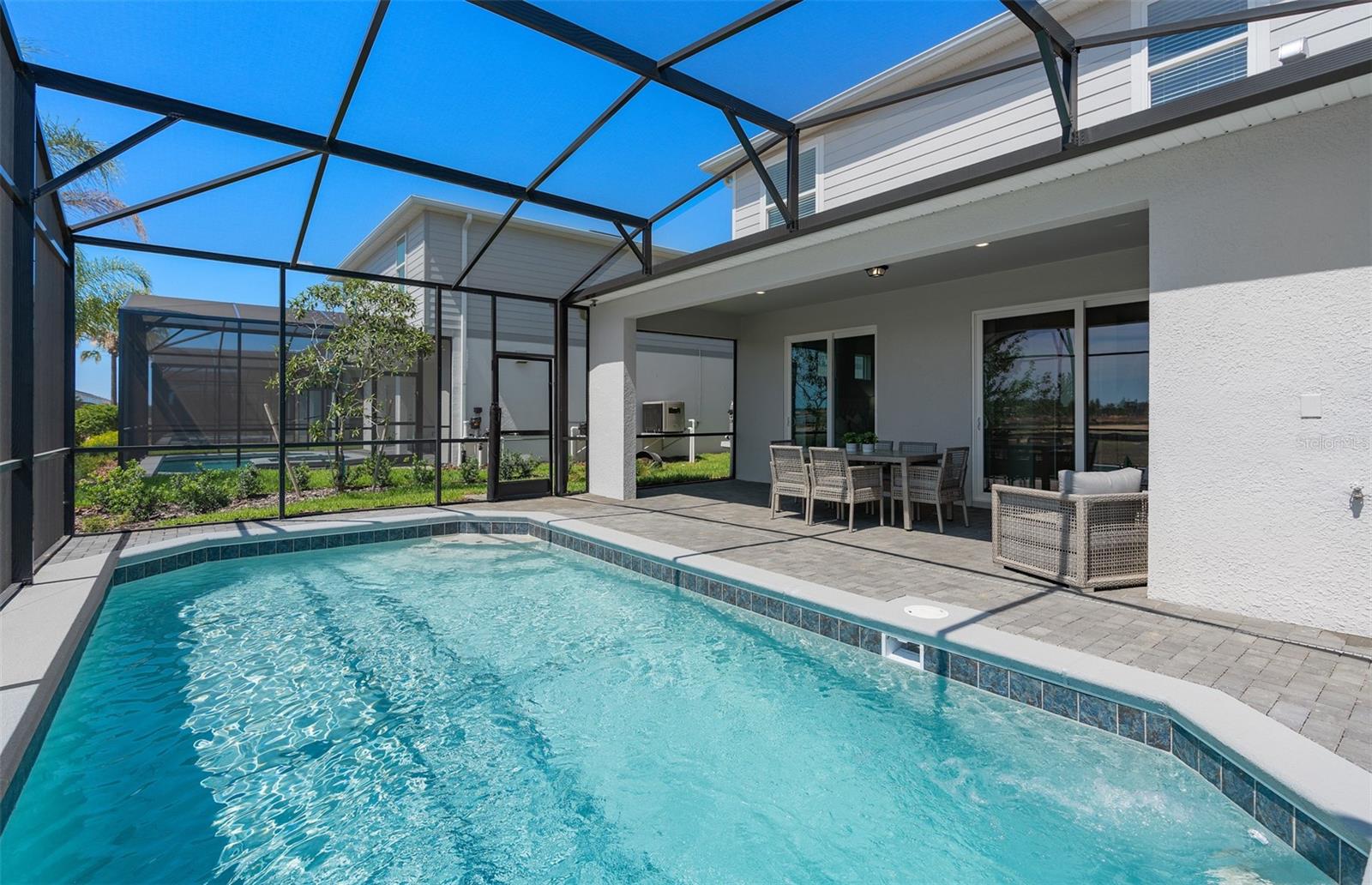 WINDSOR CAY - Residential