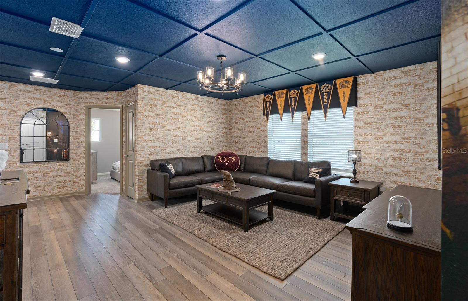 WINDSOR CAY - Residential