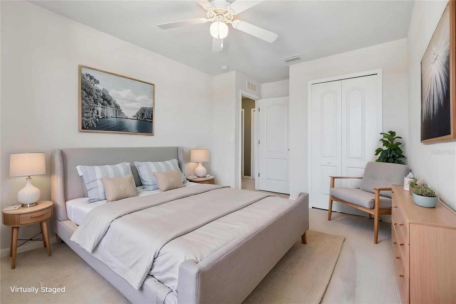 CARRIAGE PTE SOUTH PH 2C 2 - Residential