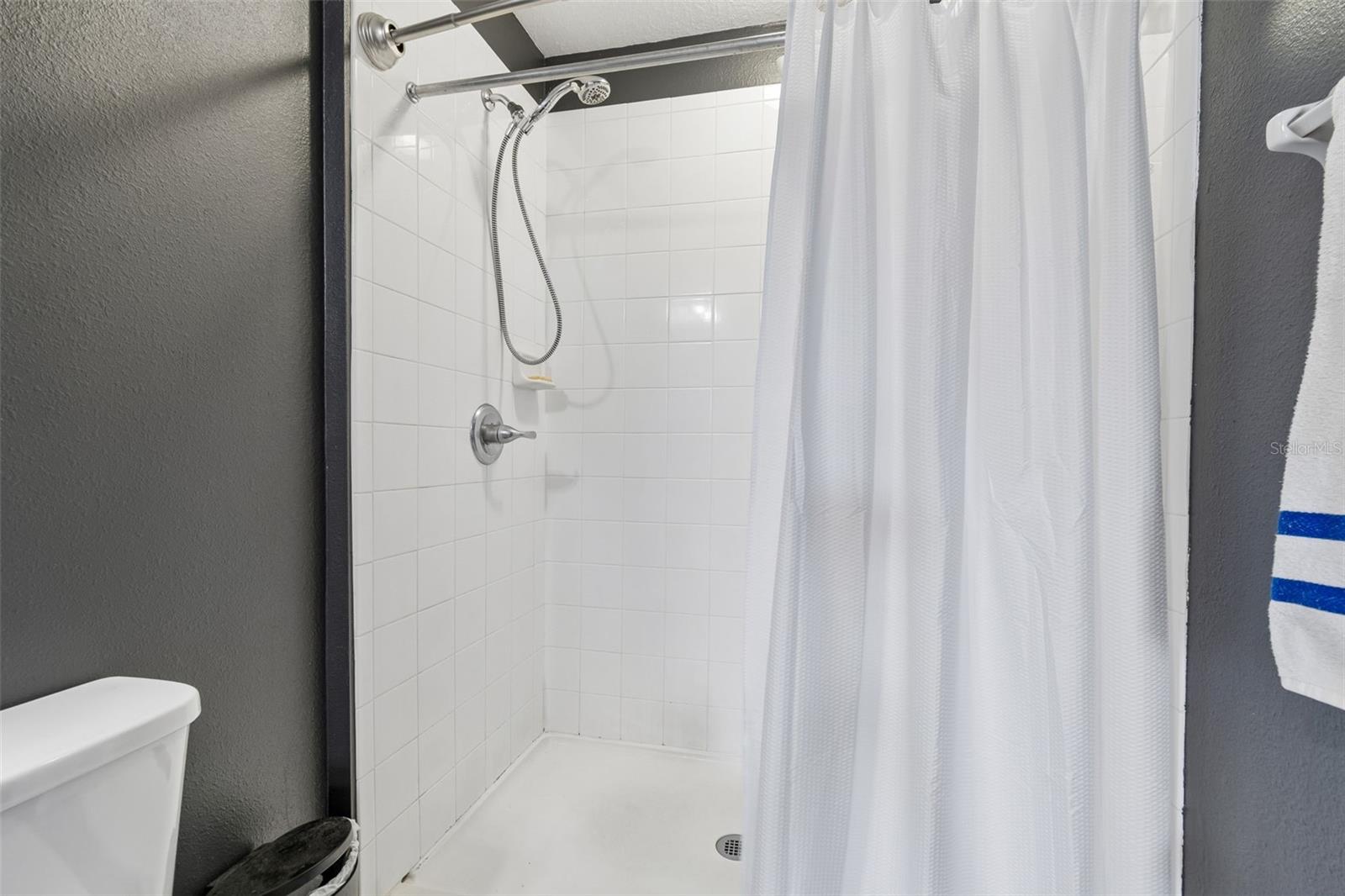 CARRIAGE PTE SOUTH PH 2C 2 - Residential