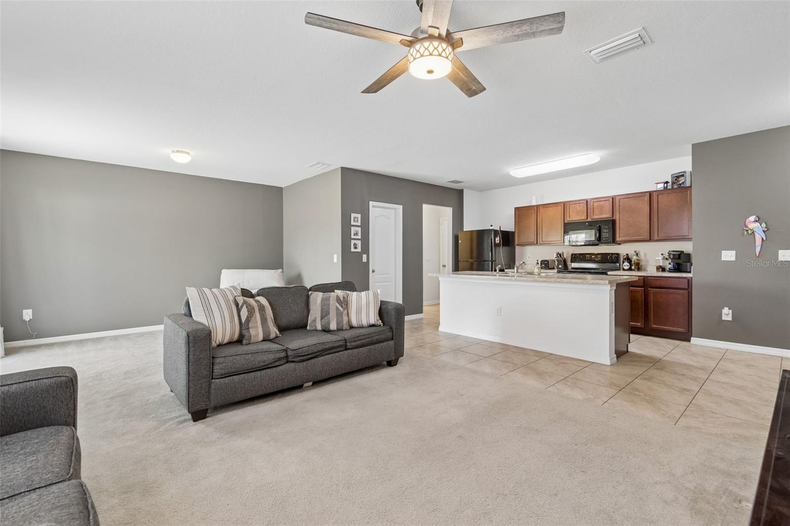 CARRIAGE PTE SOUTH PH 2C 2 - Residential