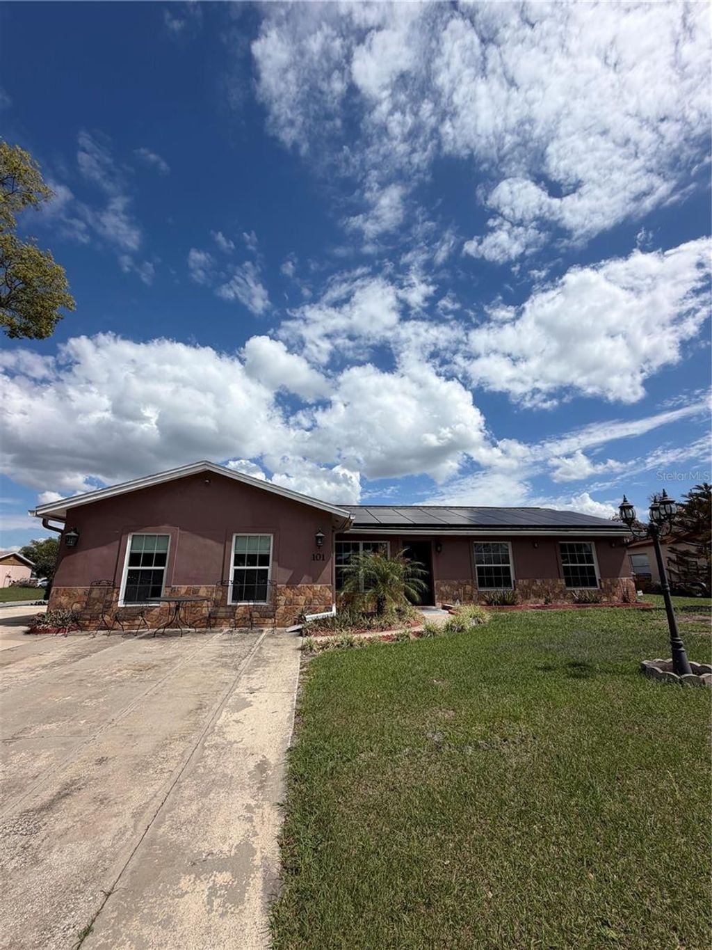 Photo of 101 Gardenia Road, Kissimmee, FL 34743 (MLS # S5149505)