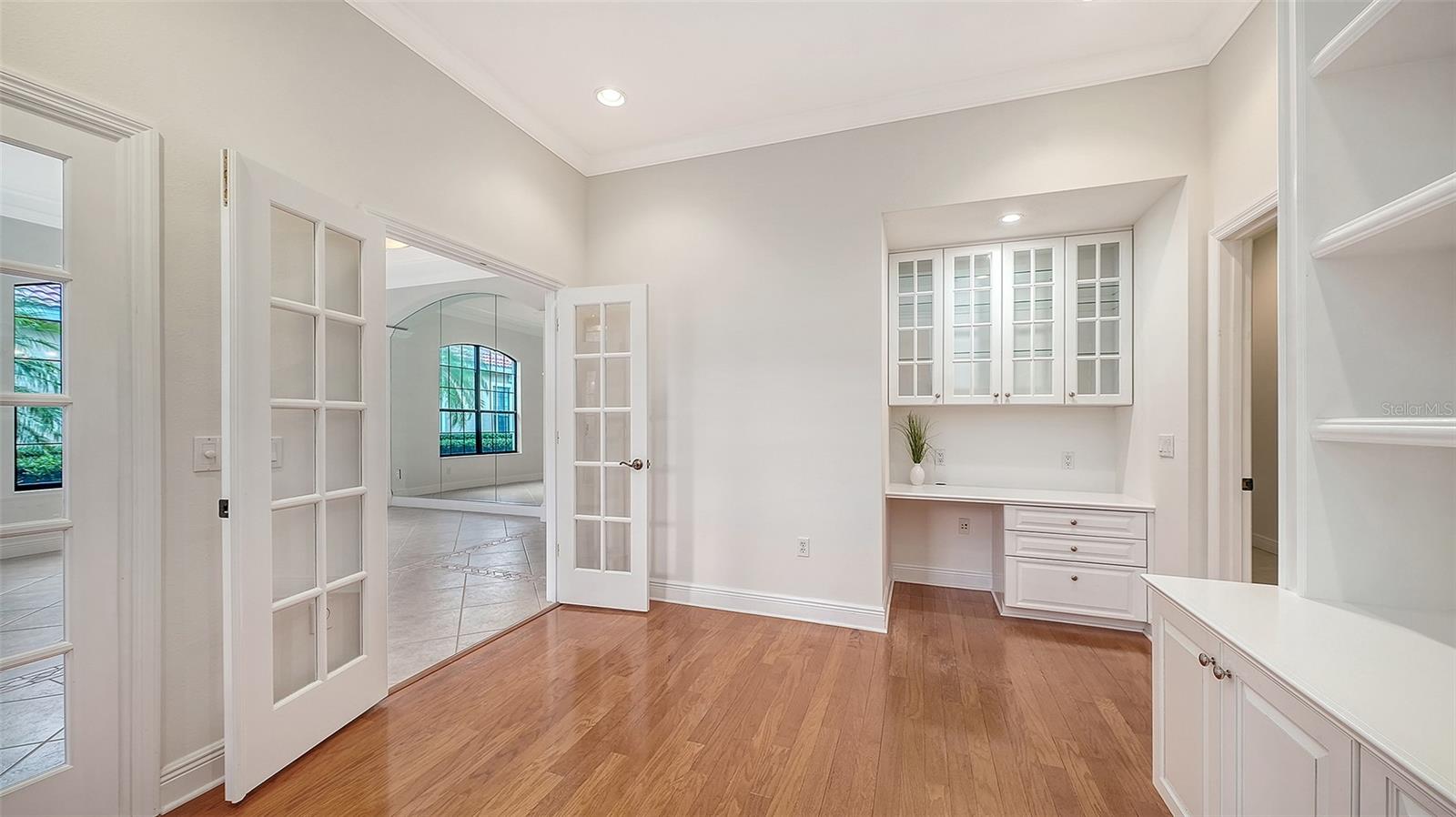 LAKEWOOD RANCH COUNTRY CLUB - Residential