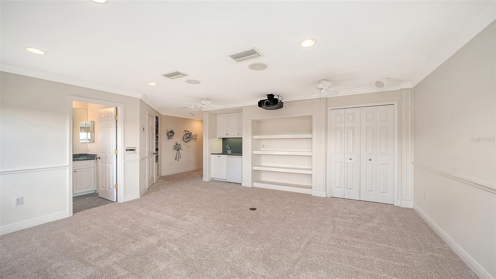 LAKEWOOD RANCH COUNTRY CLUB - Residential